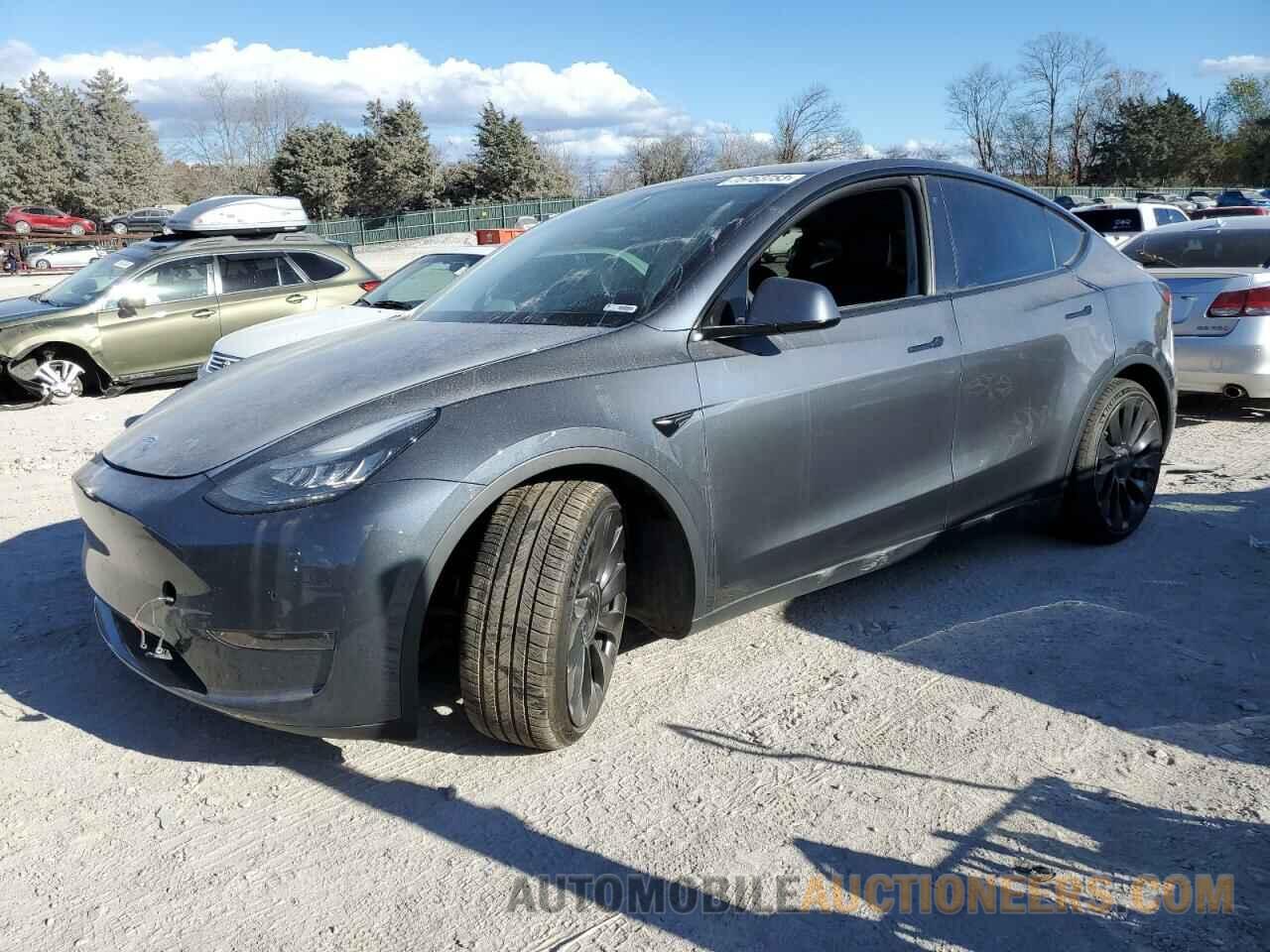 5YJYGDEF7LF027964 TESLA MODEL Y 2020