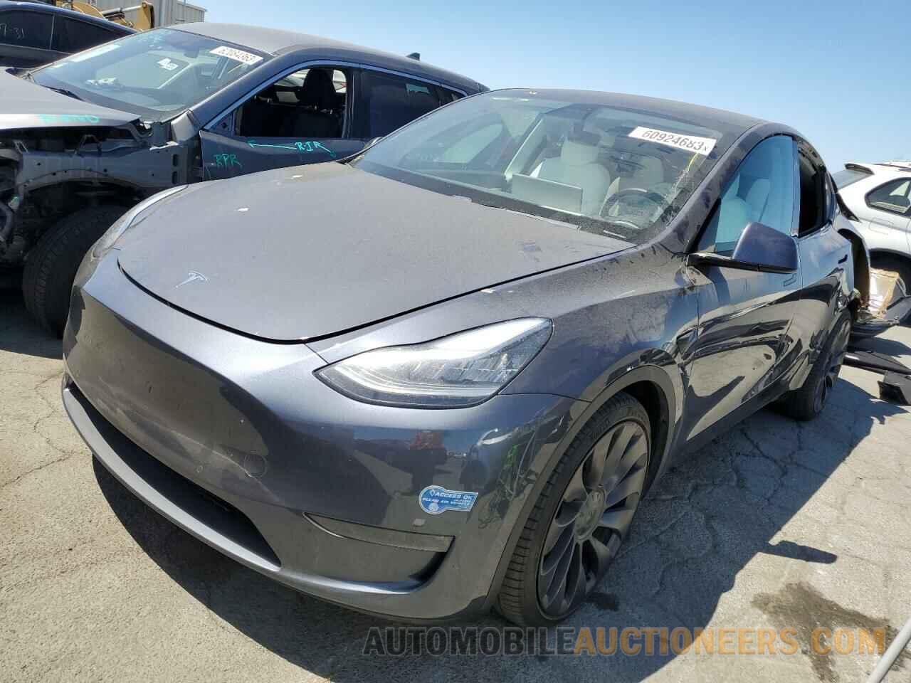 5YJYGDEF7MF072064 TESLA MODEL Y 2021