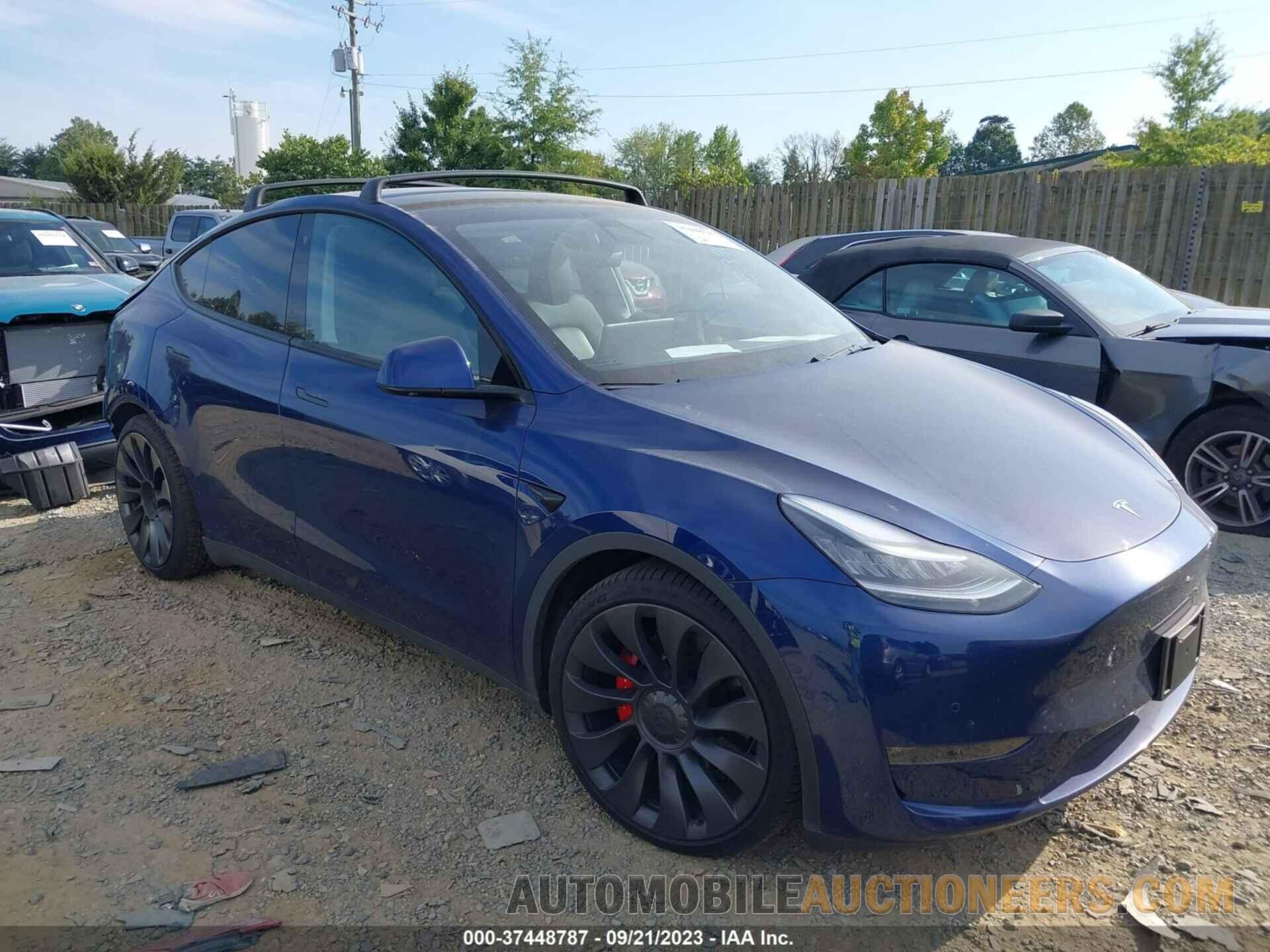 5YJYGDEF8LF000899 TESLA MODEL Y 2020