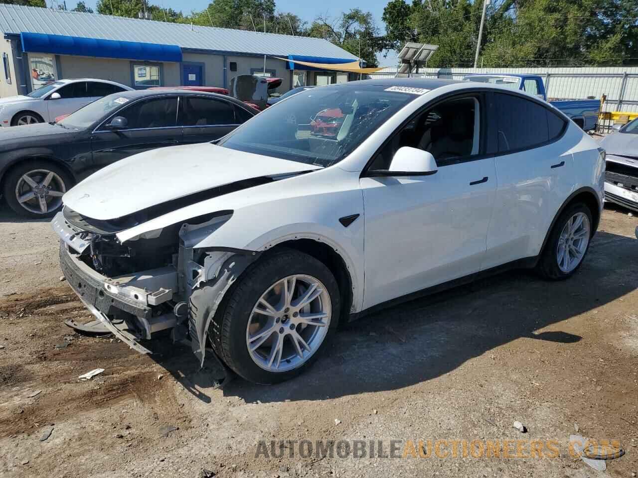 5YJYGDEF8LF002572 TESLA MODEL Y 2020