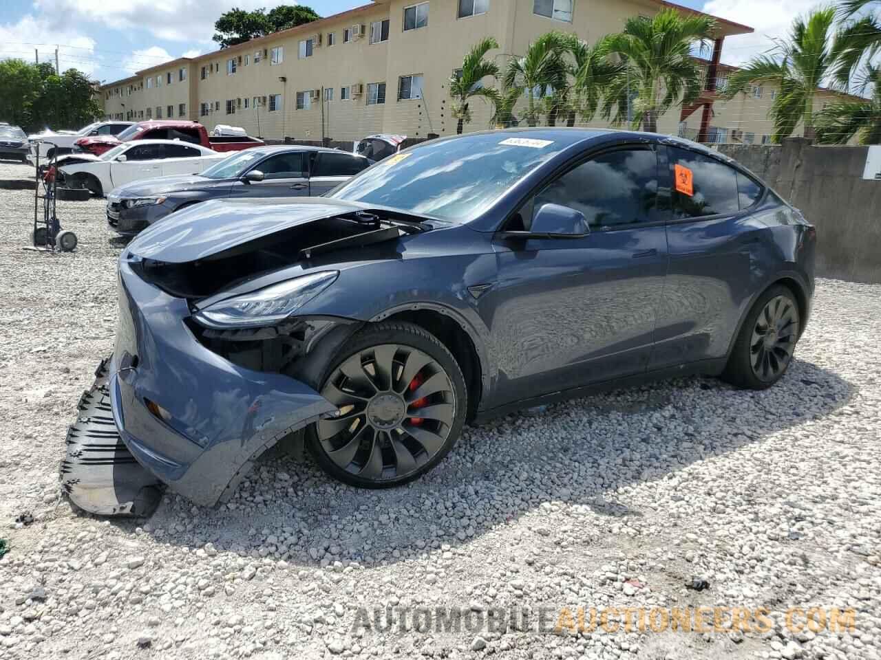 5YJYGDEF8LF021154 TESLA MODEL Y 2020