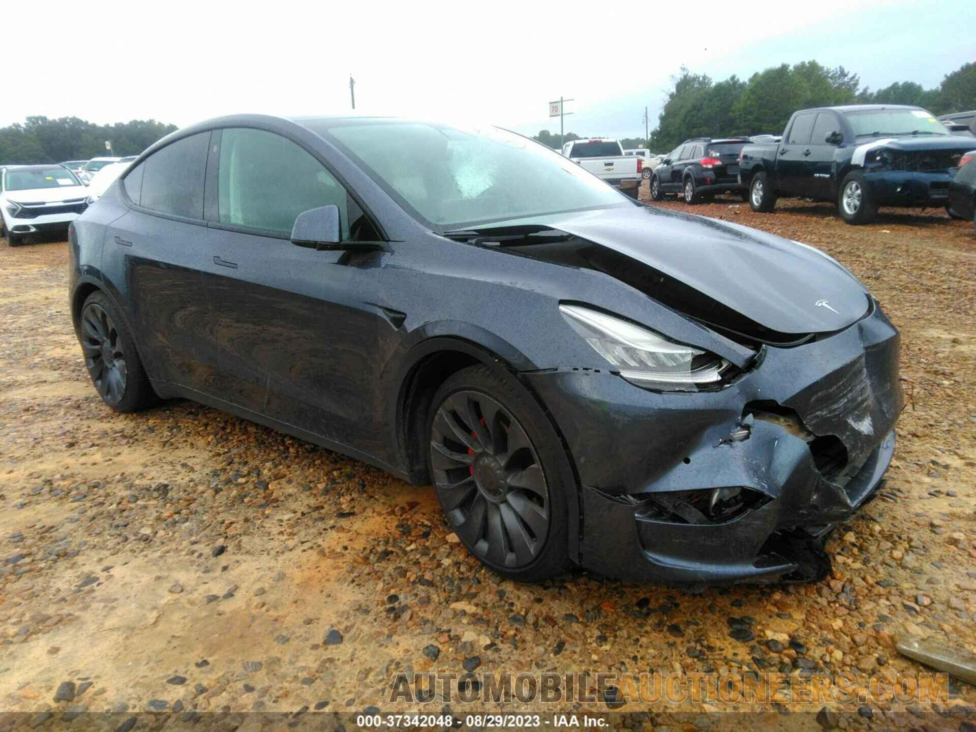 5YJYGDEF8MF075541 TESLA MODEL Y 2021