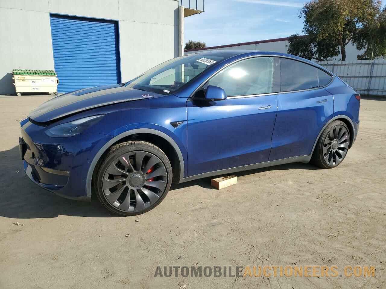 5YJYGDEF8MF215815 TESLA MODEL Y 2021