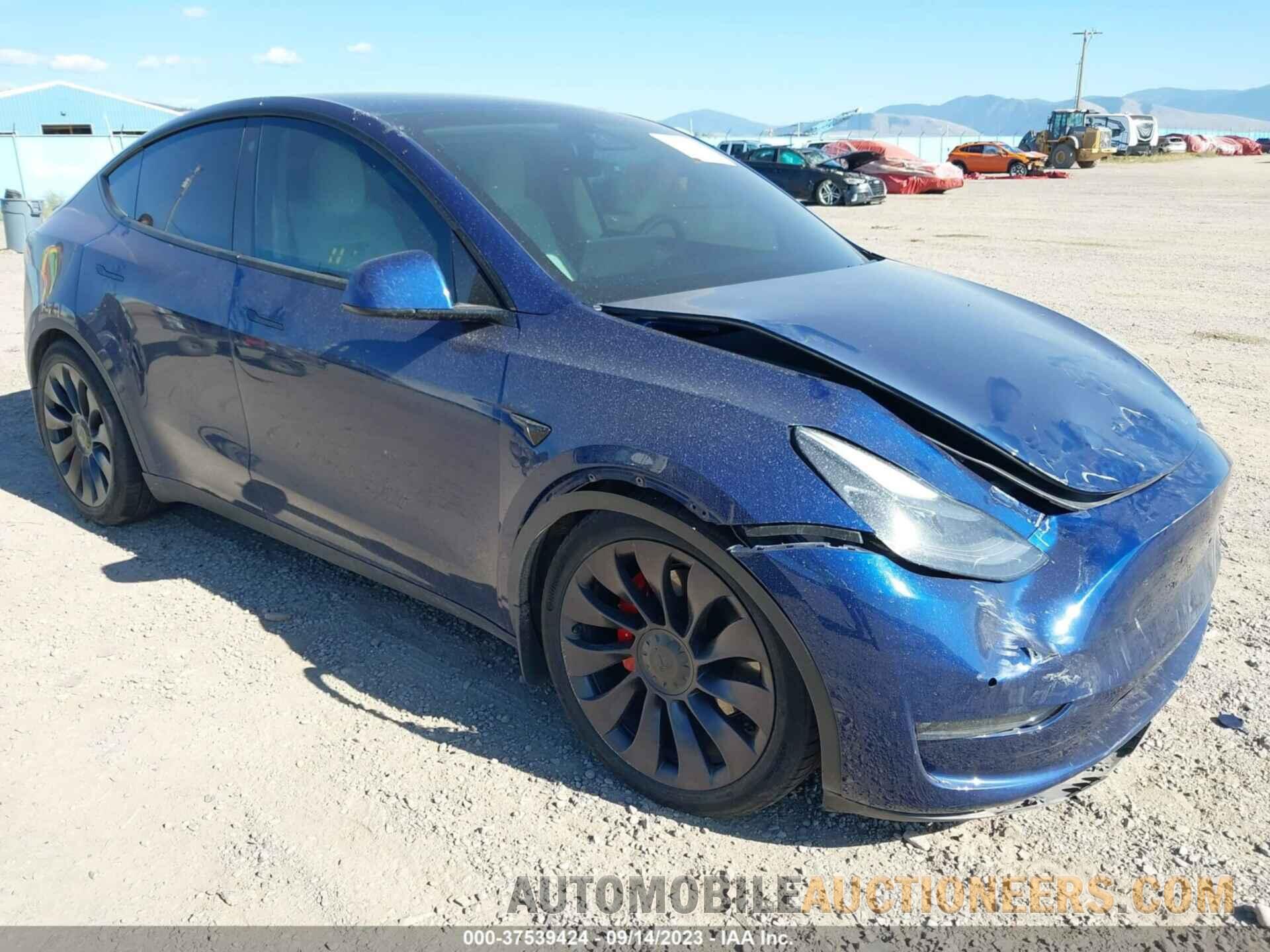 5YJYGDEF8MF268207 TESLA MODEL Y 2021