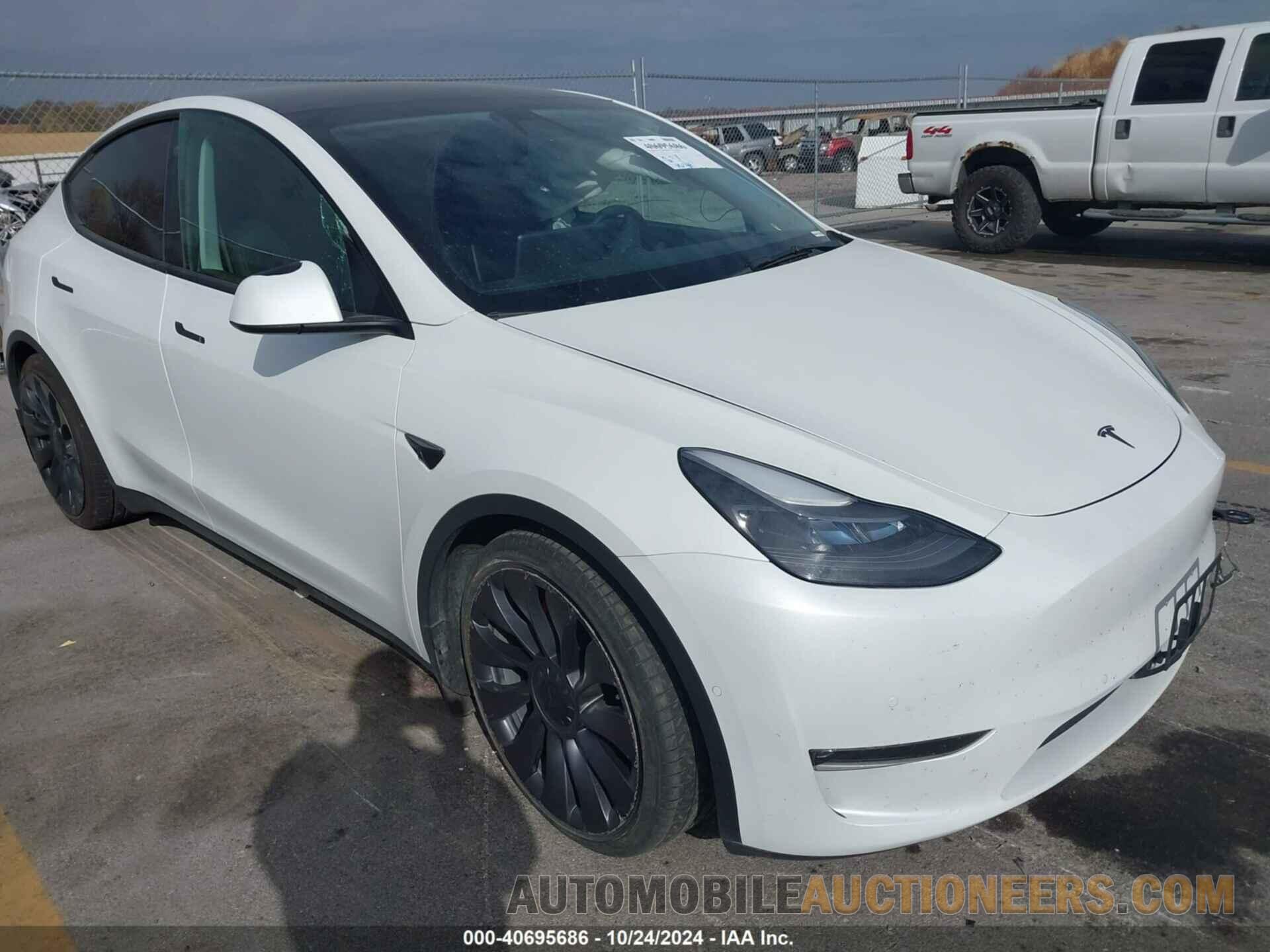 5YJYGDEF8MF303912 TESLA MODEL Y 2021