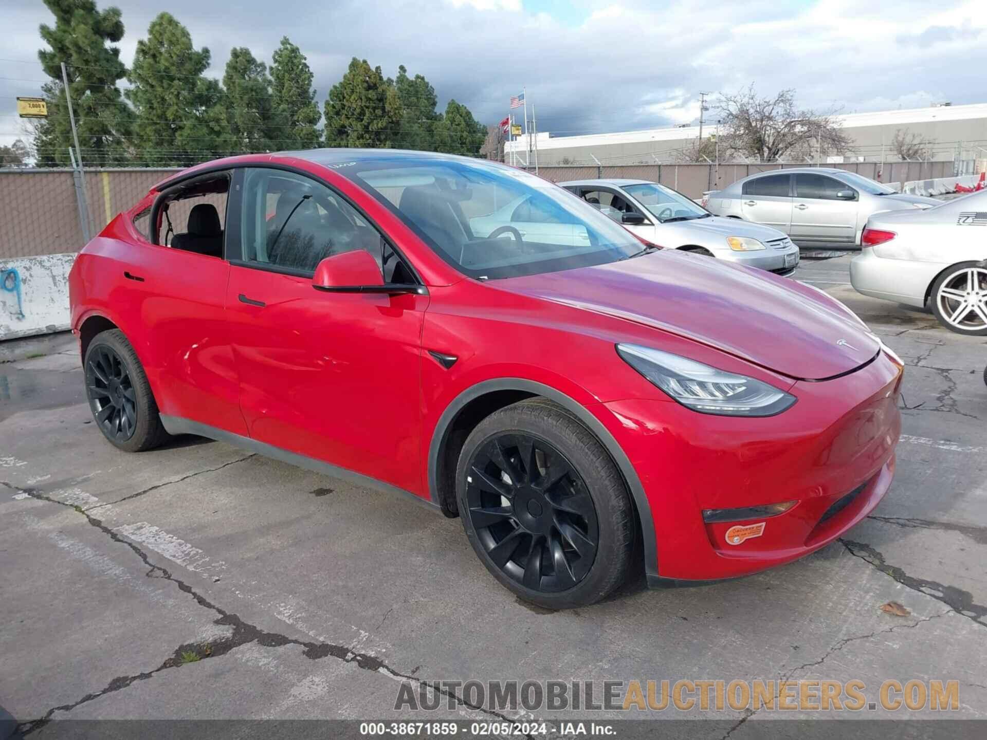 5YJYGDEF9LF000796 TESLA MODEL Y 2020