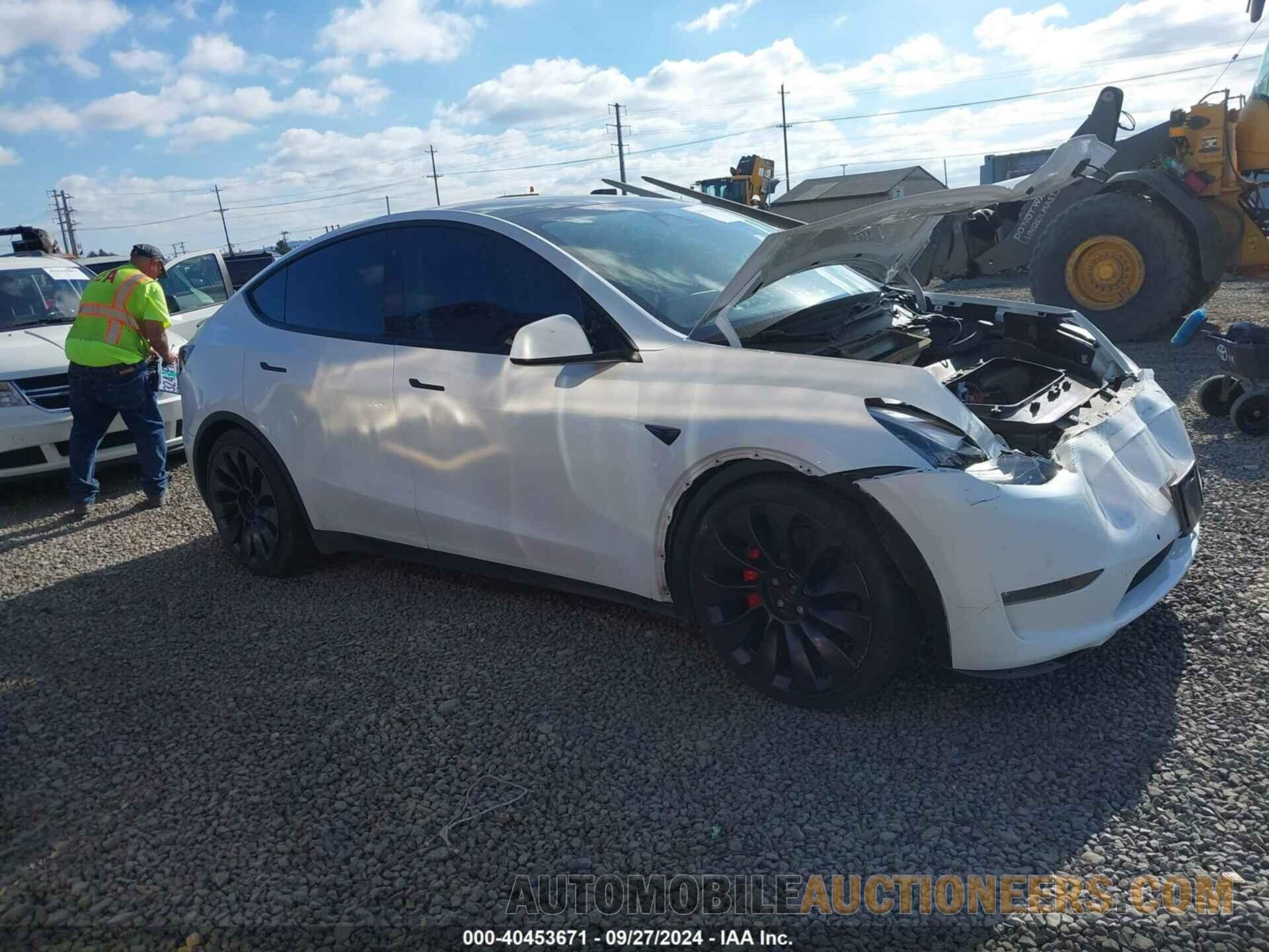 5YJYGDEF9LF003469 TESLA MODEL Y 2020