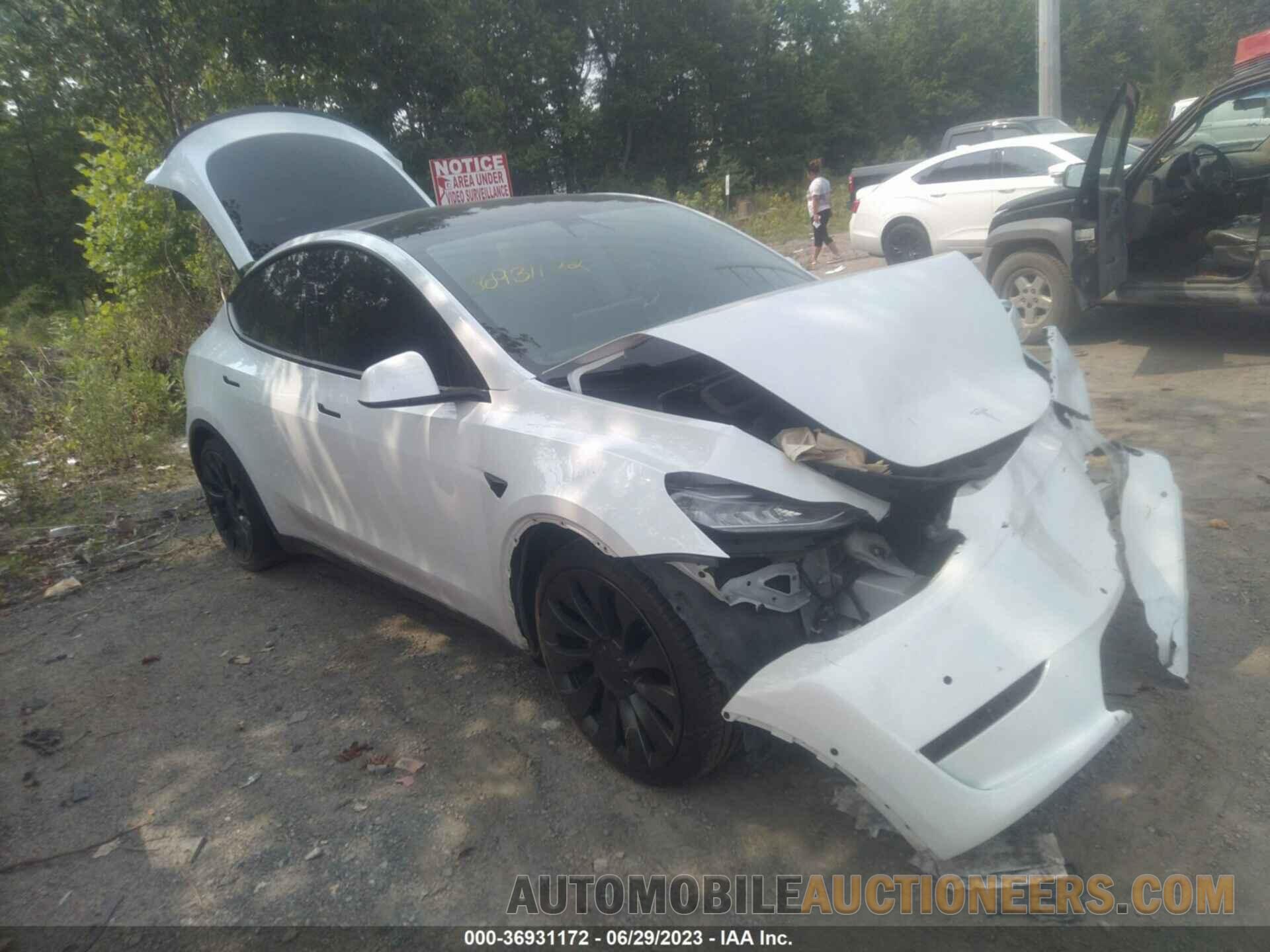 5YJYGDEF9LF025486 TESLA MODEL Y 2020