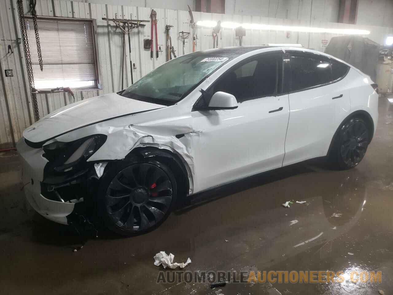 5YJYGDEF9MF267132 TESLA MODEL Y 2021