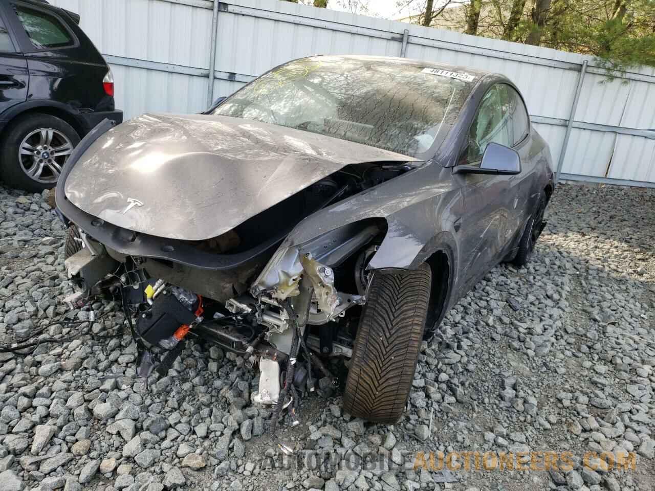 5YJYGDEFXMF240182 TESLA MODEL Y 2021