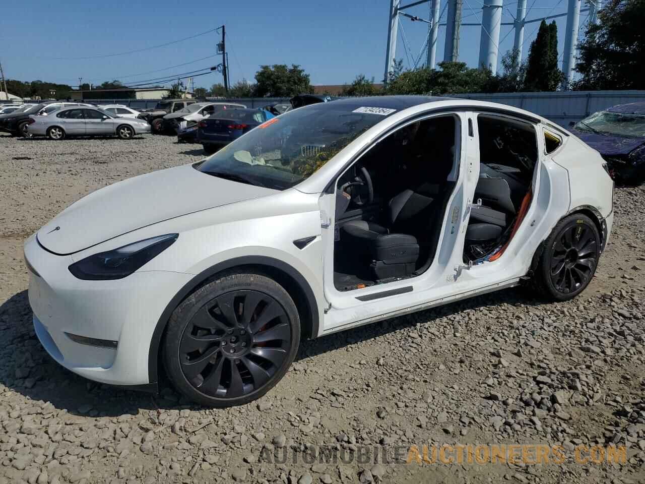 5YJYGDEFXMF256754 TESLA MODEL Y 2021