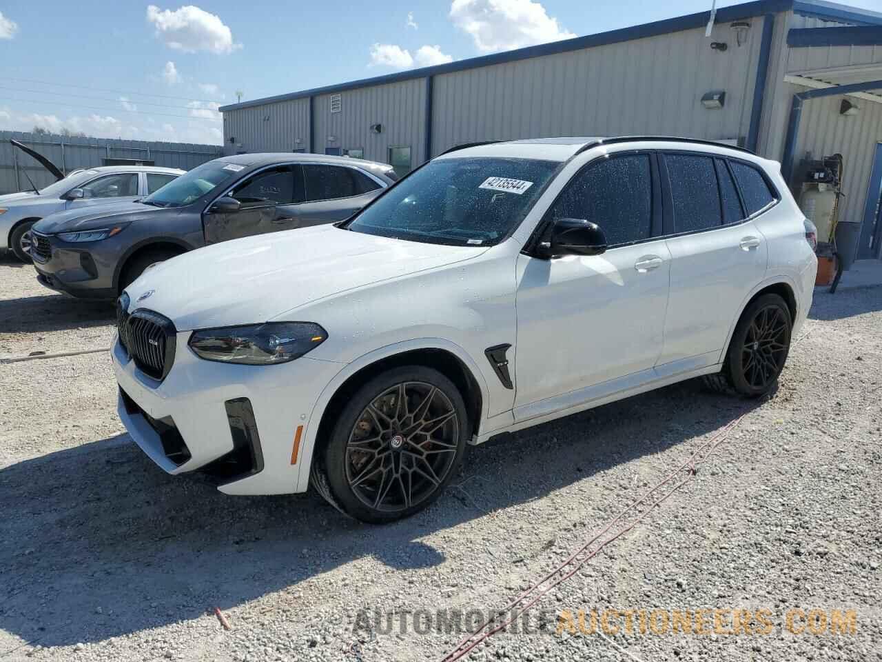 5YM13EC05P9P18161 BMW X3 M 2023