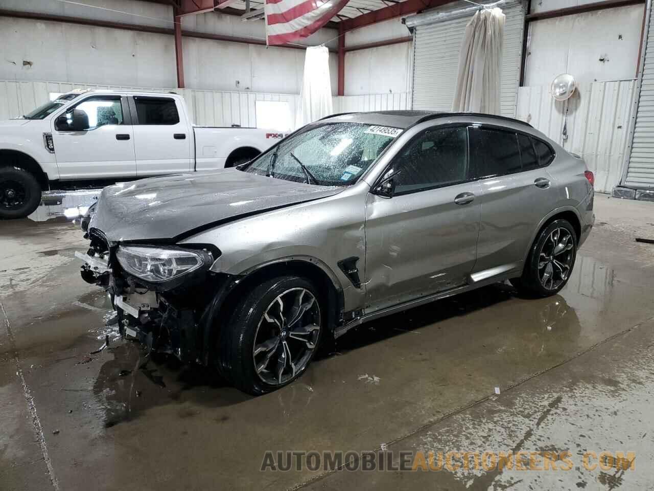 5YMUJ0C05M9E04935 BMW X4 2021