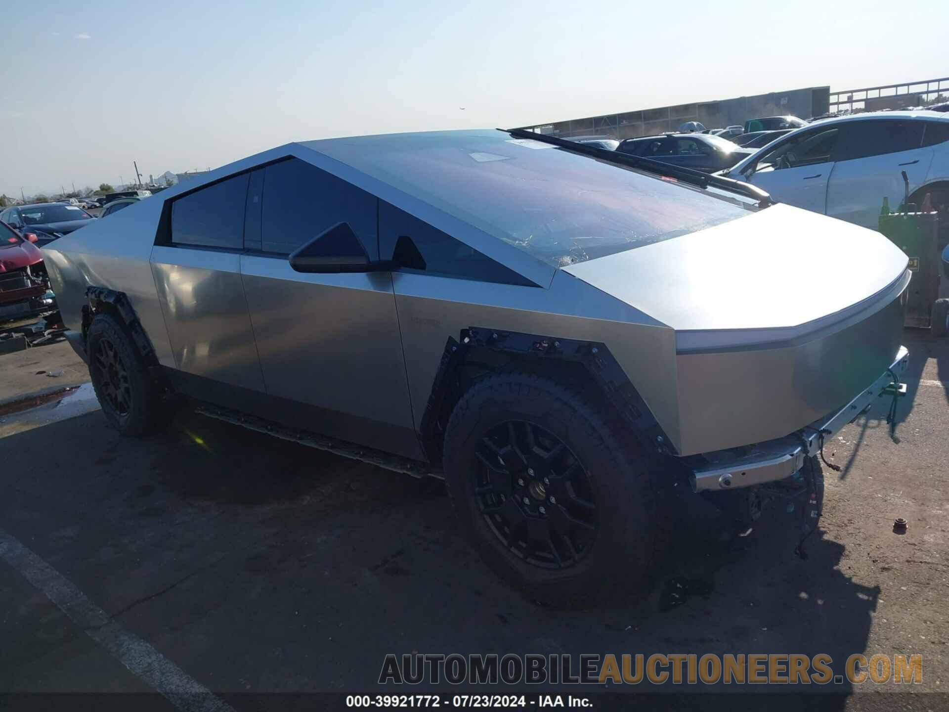 7G2CEHED4RA004702 TESLA CYBERTRUCK 2024