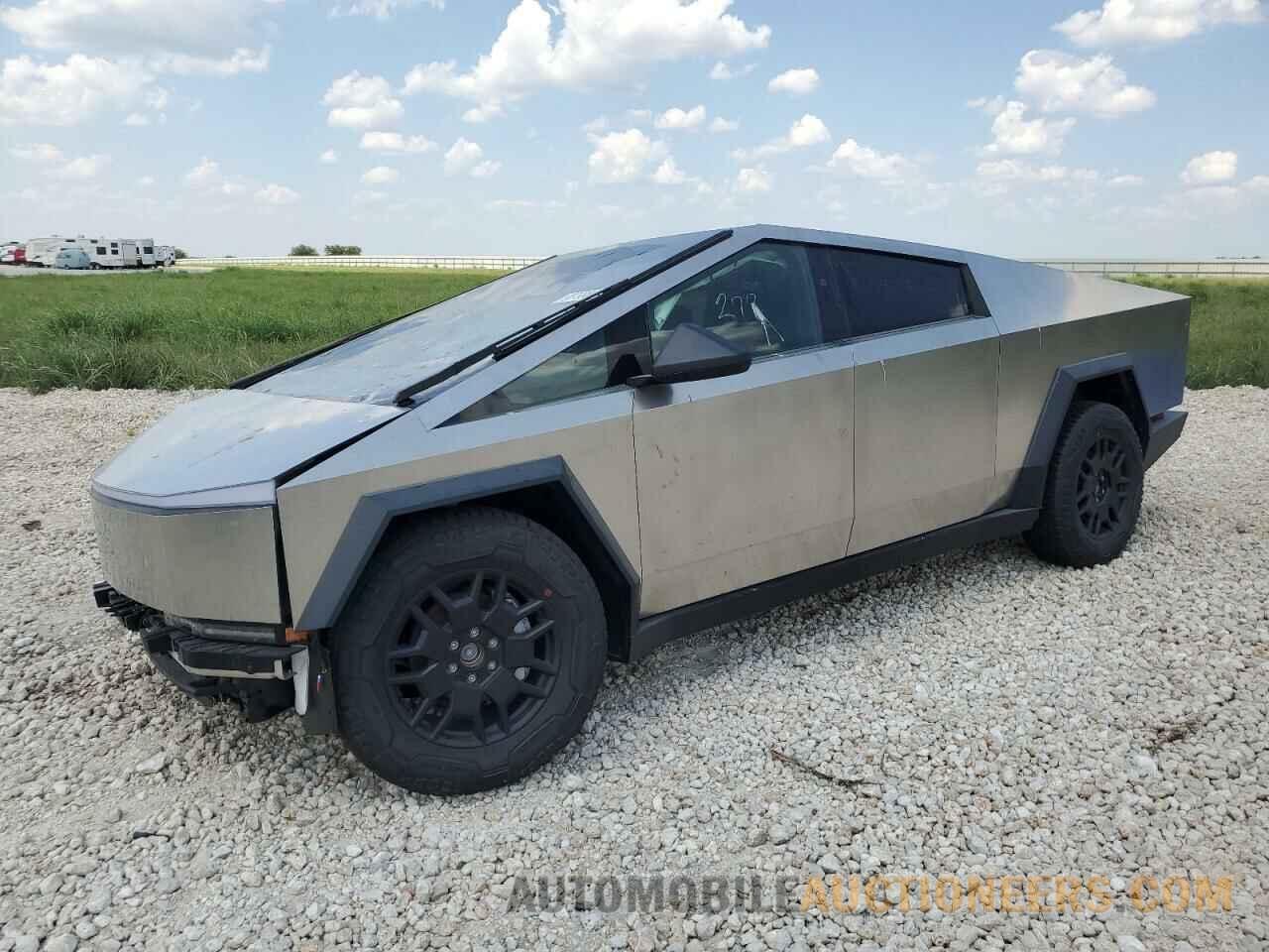 7G2CEHED4RA017370 TESLA CYBERTRUCK 2024