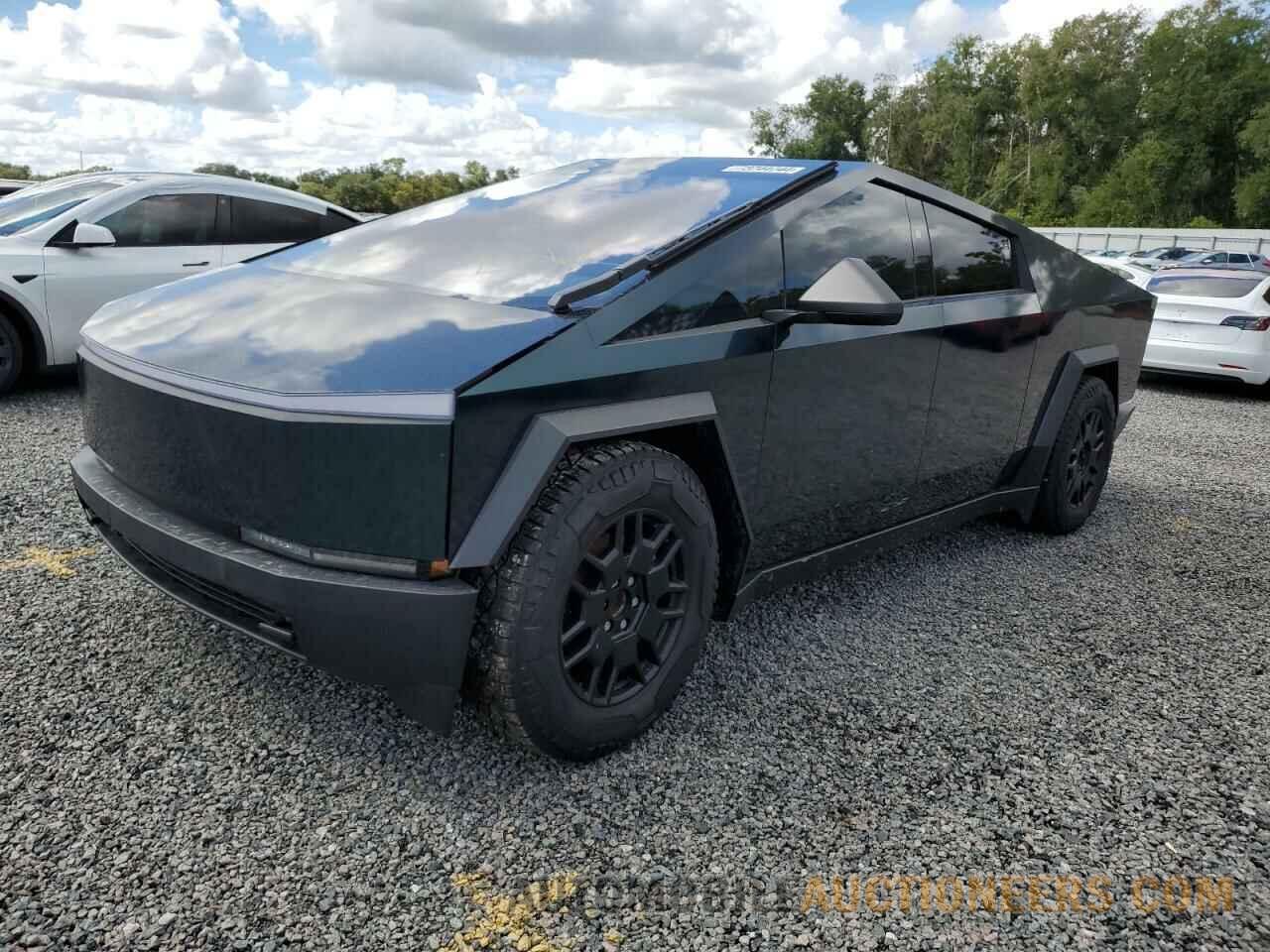 7G2CEHED6RA008055 TESLA CYBERTRUCK 2024