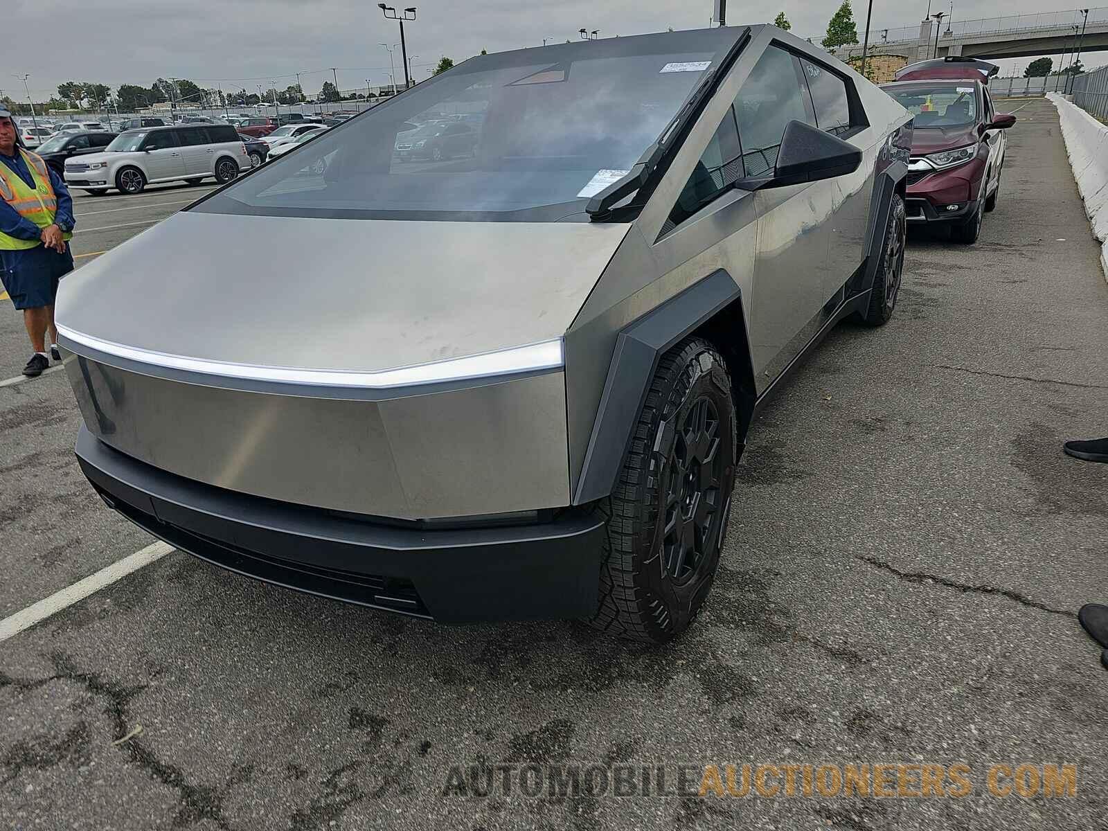 7G2CEHED8RA002306 Tesla Cyber 2024