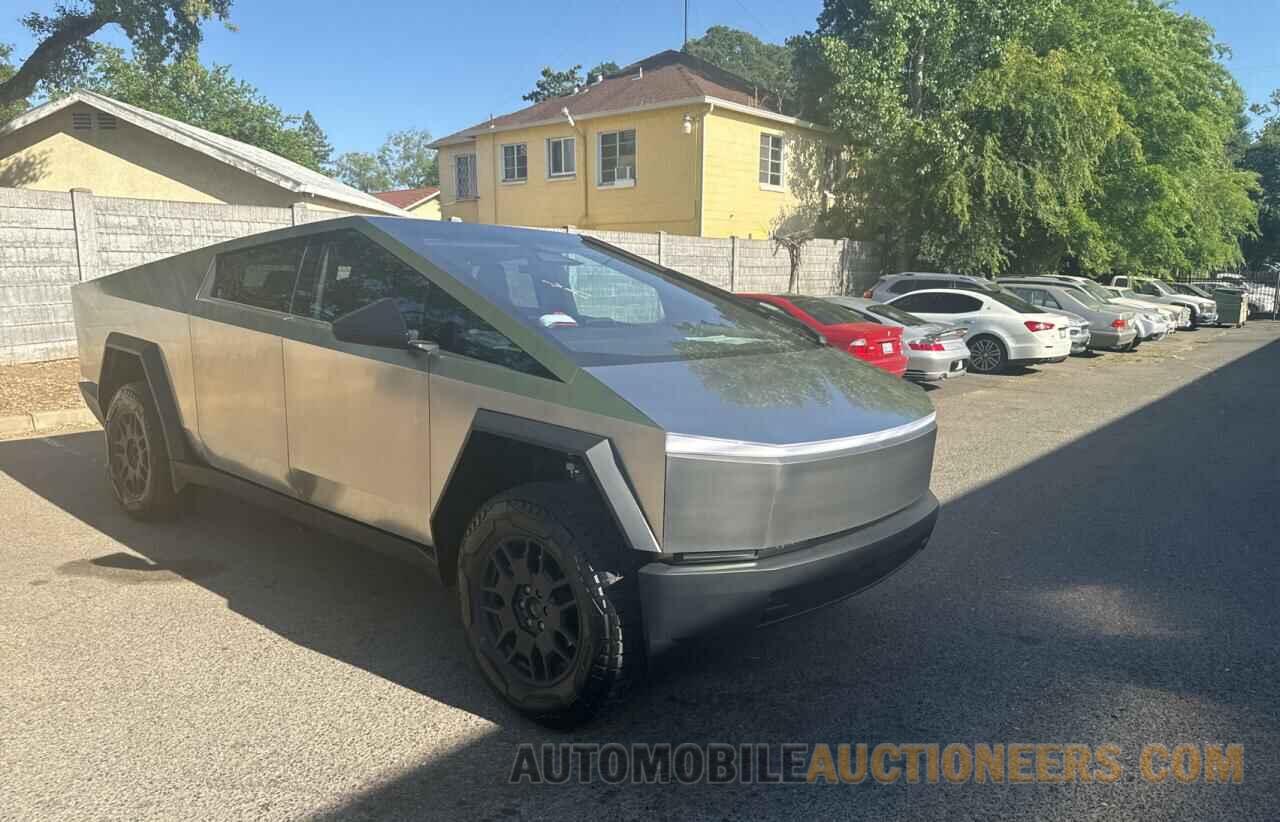 7G2CEHED9RA004811 TESLA CYBERTRUCK 2024