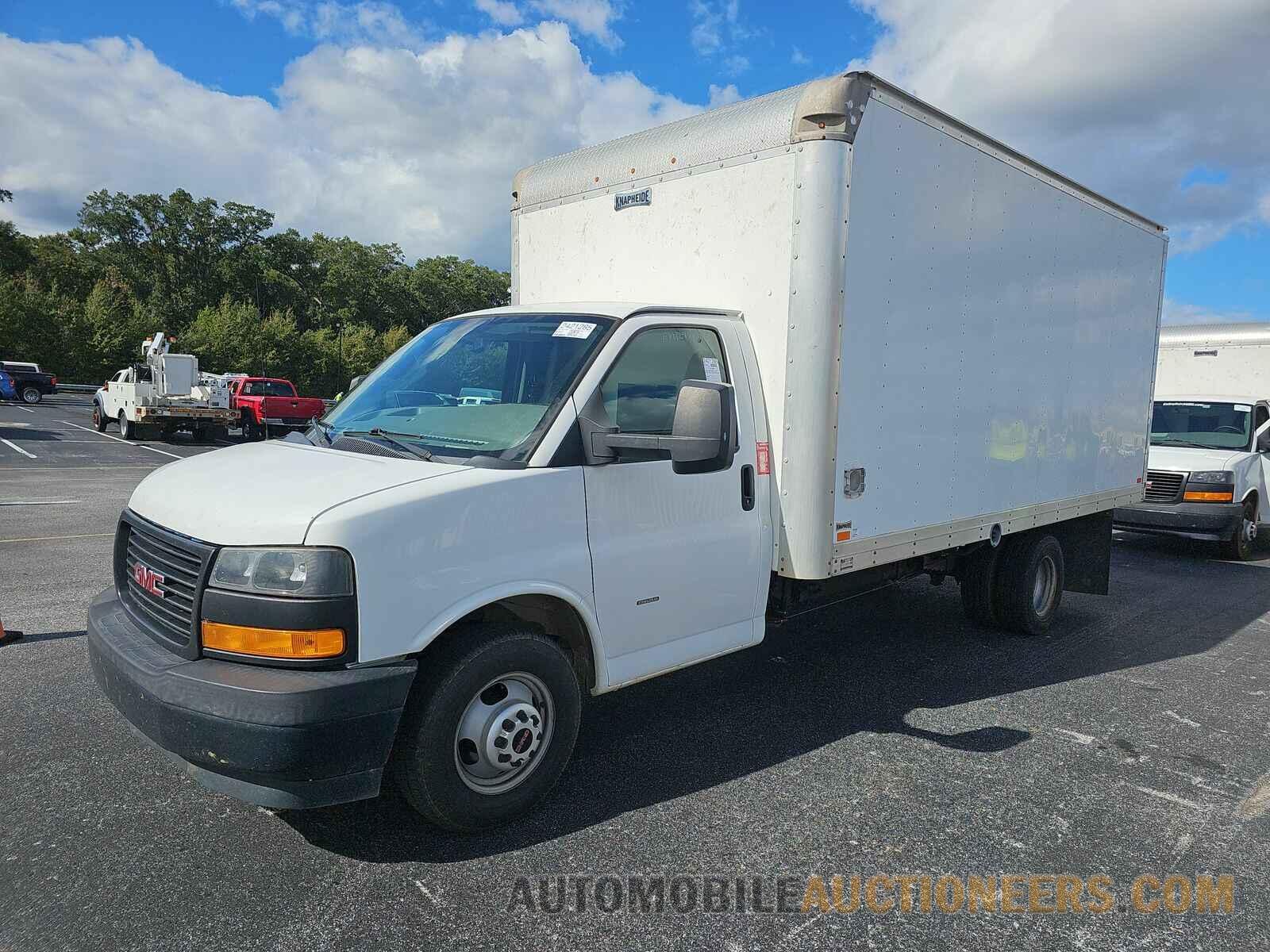 7GZ37TCG6JN001289 GMC Savana 3500 2018