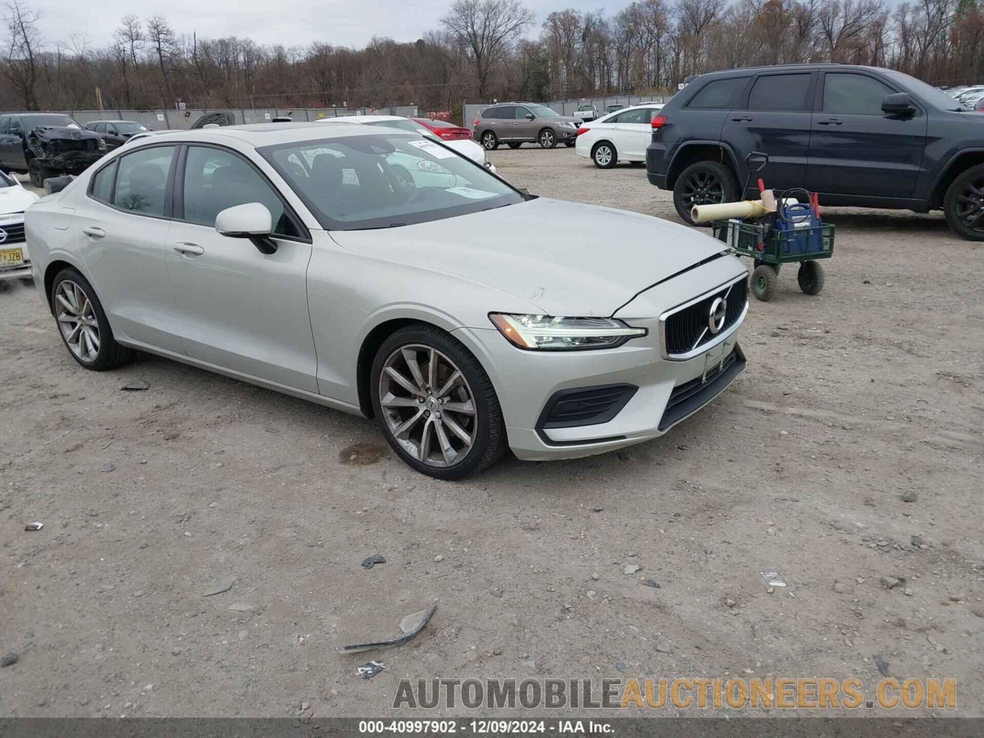 7JR102FK1KG002019 VOLVO S60 2019