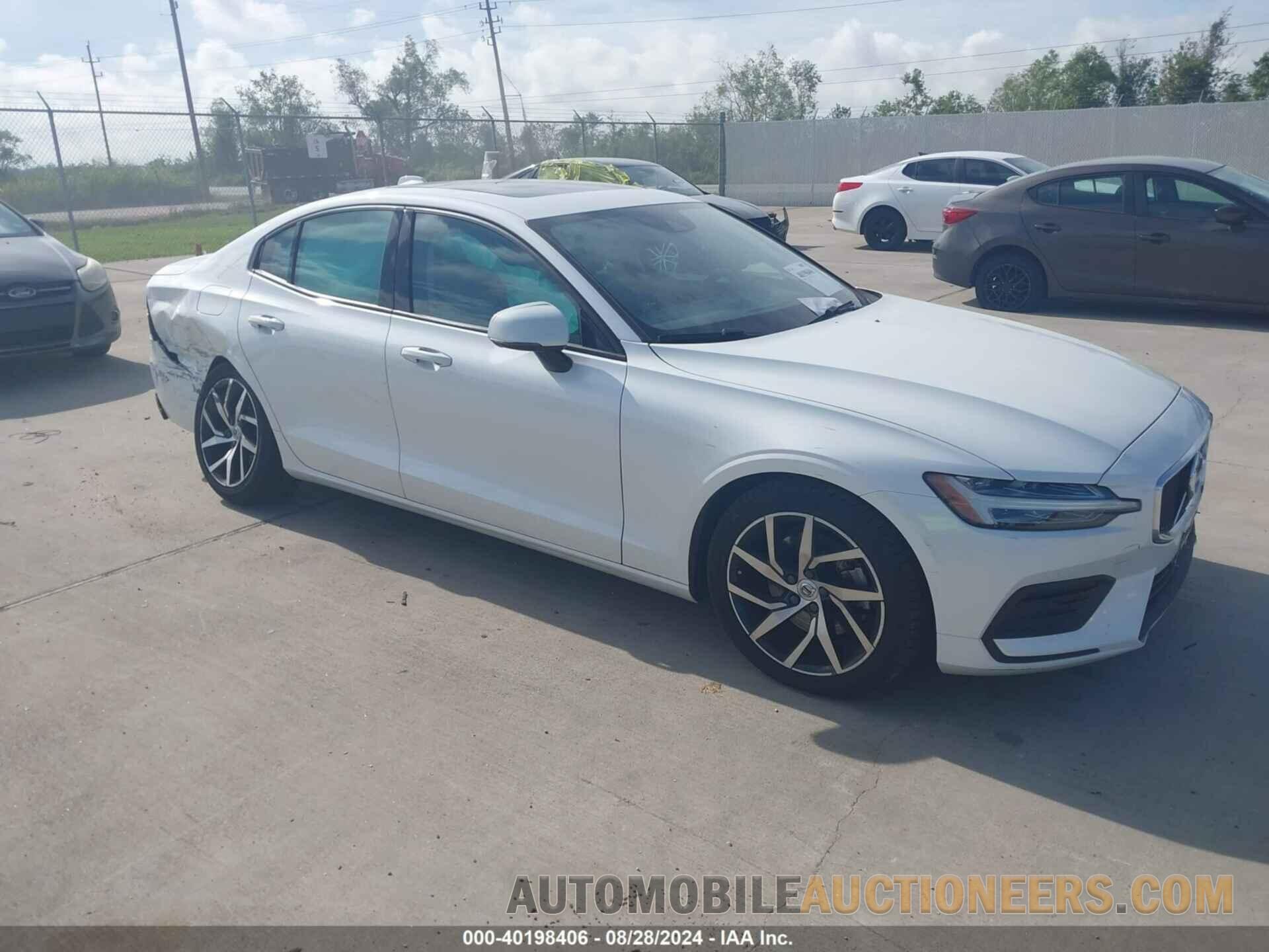 7JR102FK1LG037158 VOLVO S60 2020