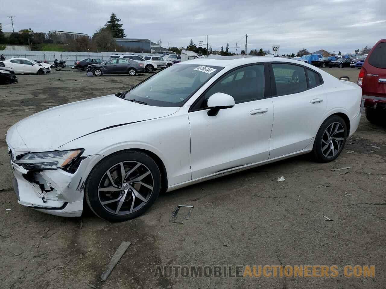 7JR102FK1LG049911 VOLVO S60 2020