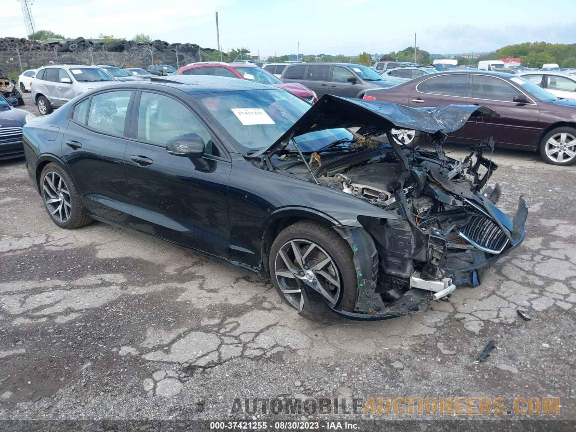 7JR102FK2LG037024 VOLVO S60 2020