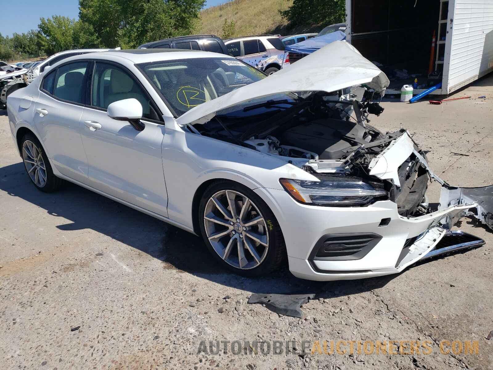 7JR102FK2LG063980 VOLVO S60 2020