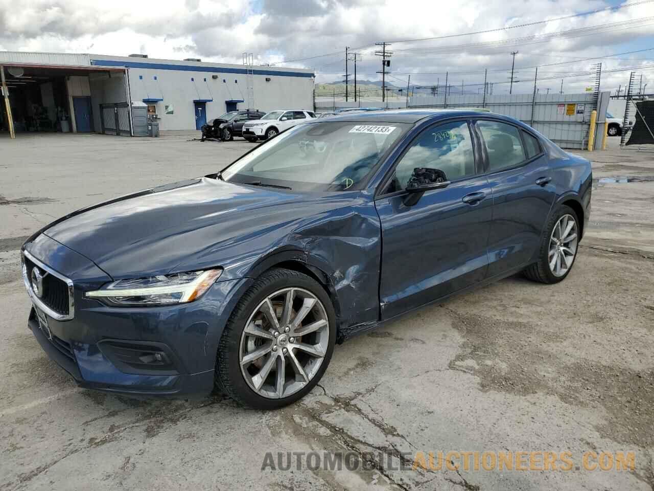 7JR102FK2MG096849 VOLVO S60 2021