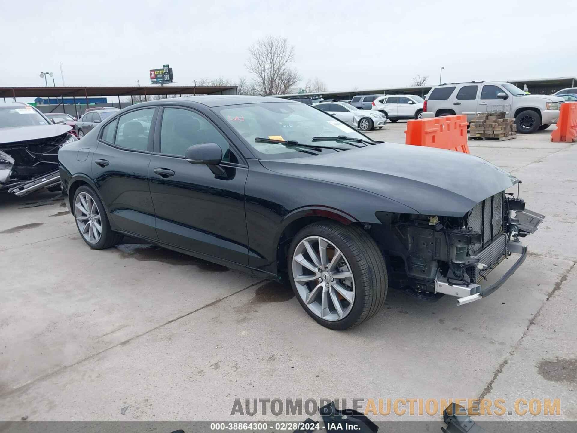 7JR102FK3MG093393 VOLVO S60 2021