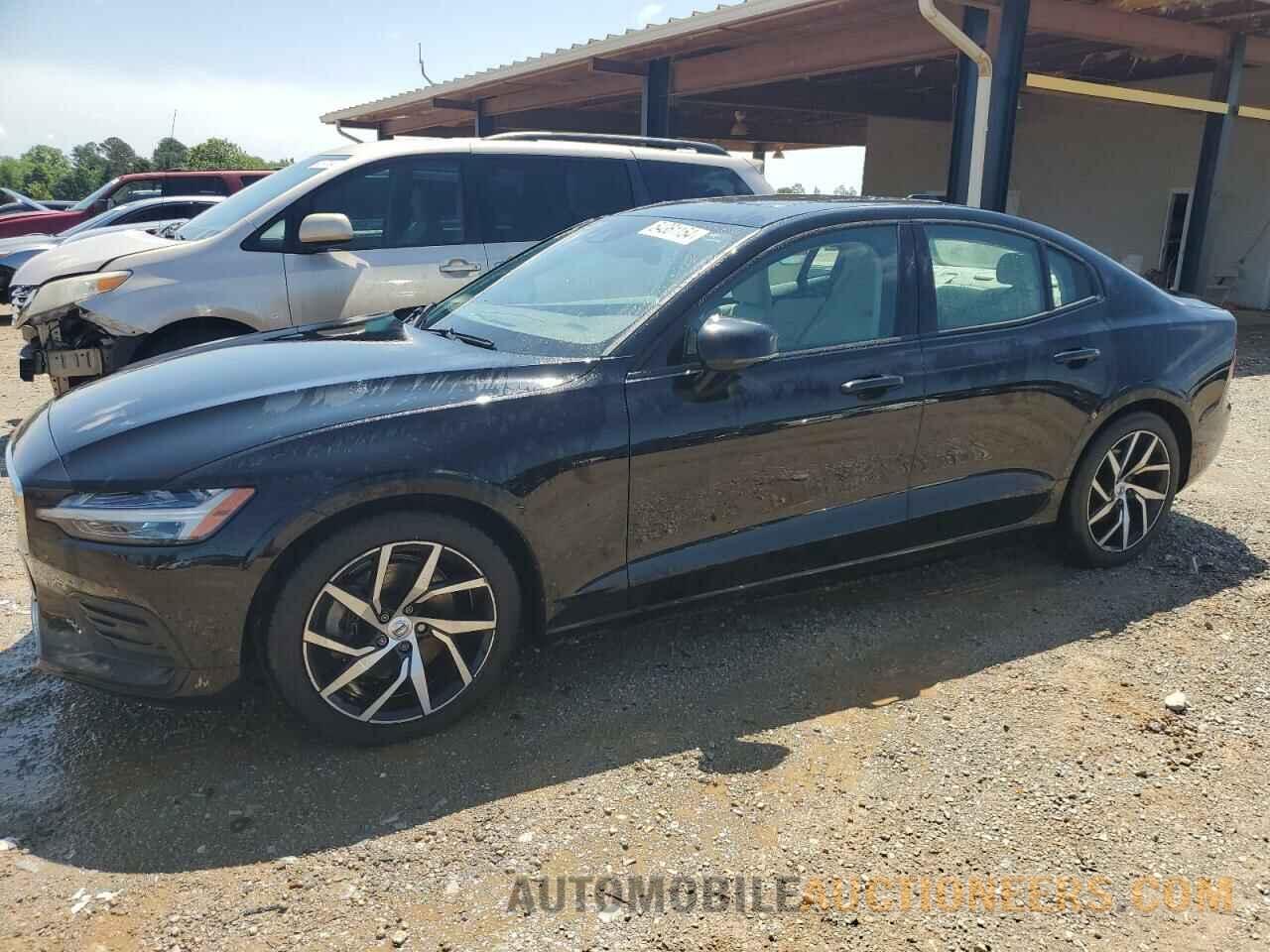 7JR102FK4KG002905 VOLVO S60 2019