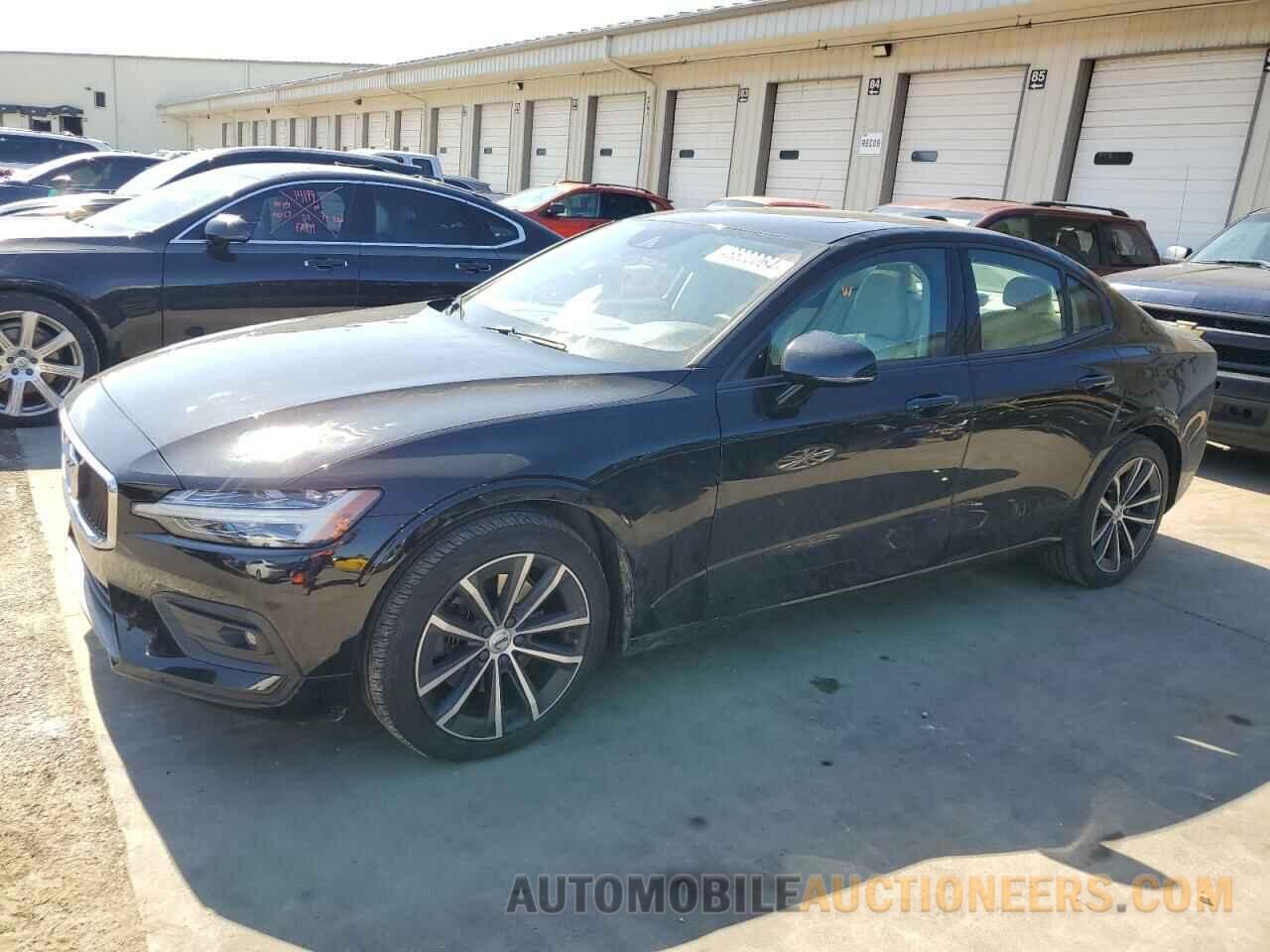 7JR102FK5MG102126 VOLVO S60 2021