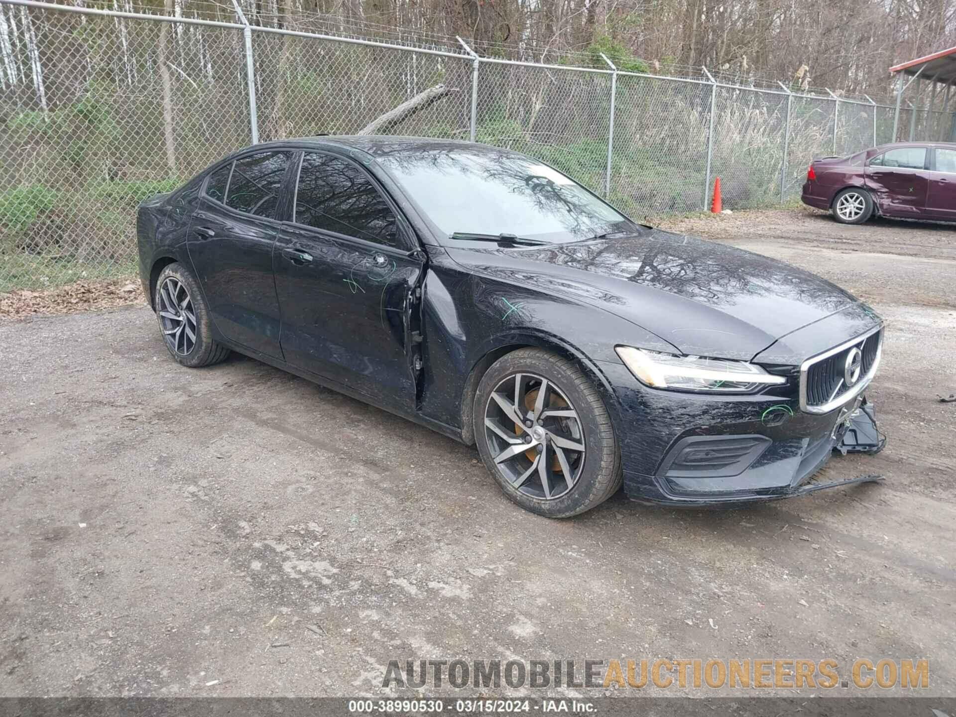 7JR102FK6KG013548 VOLVO S60 2019