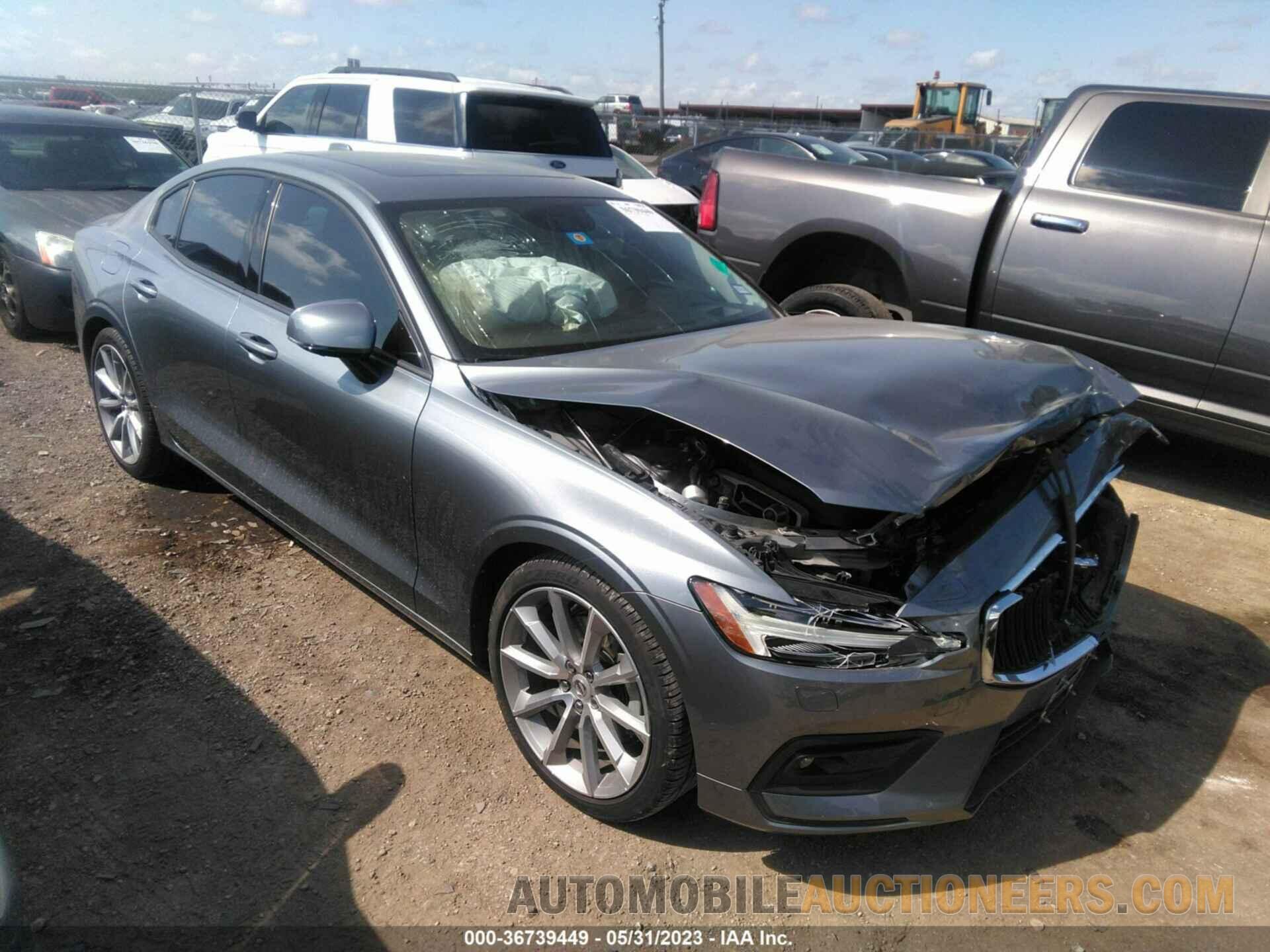 7JR102FK6LG045692 VOLVO S60 2020