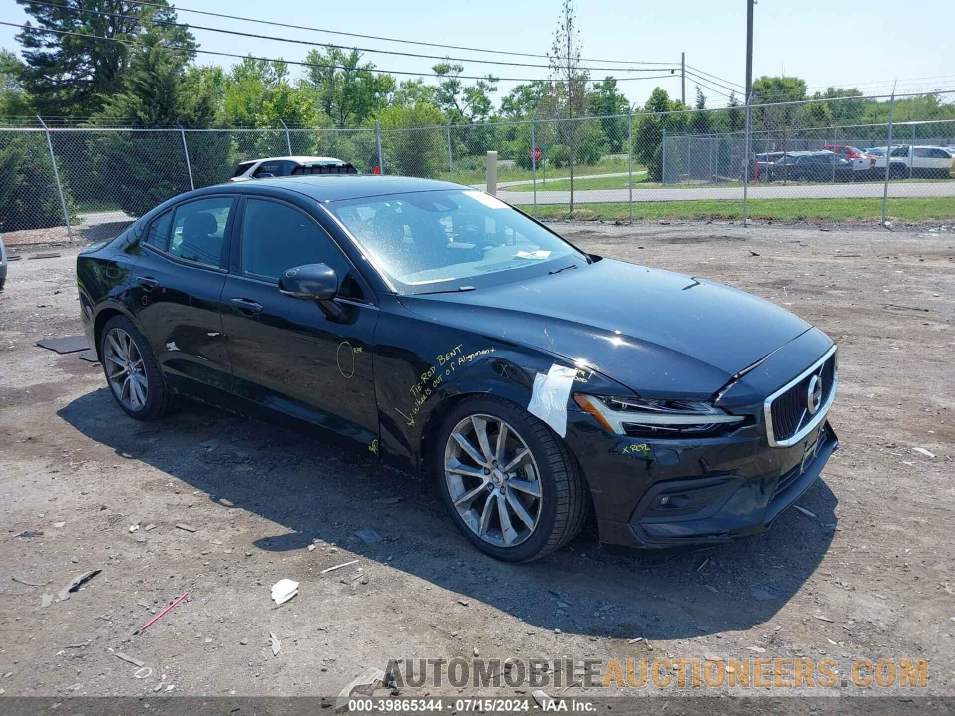 7JR102FK7KG013073 VOLVO S60 2019