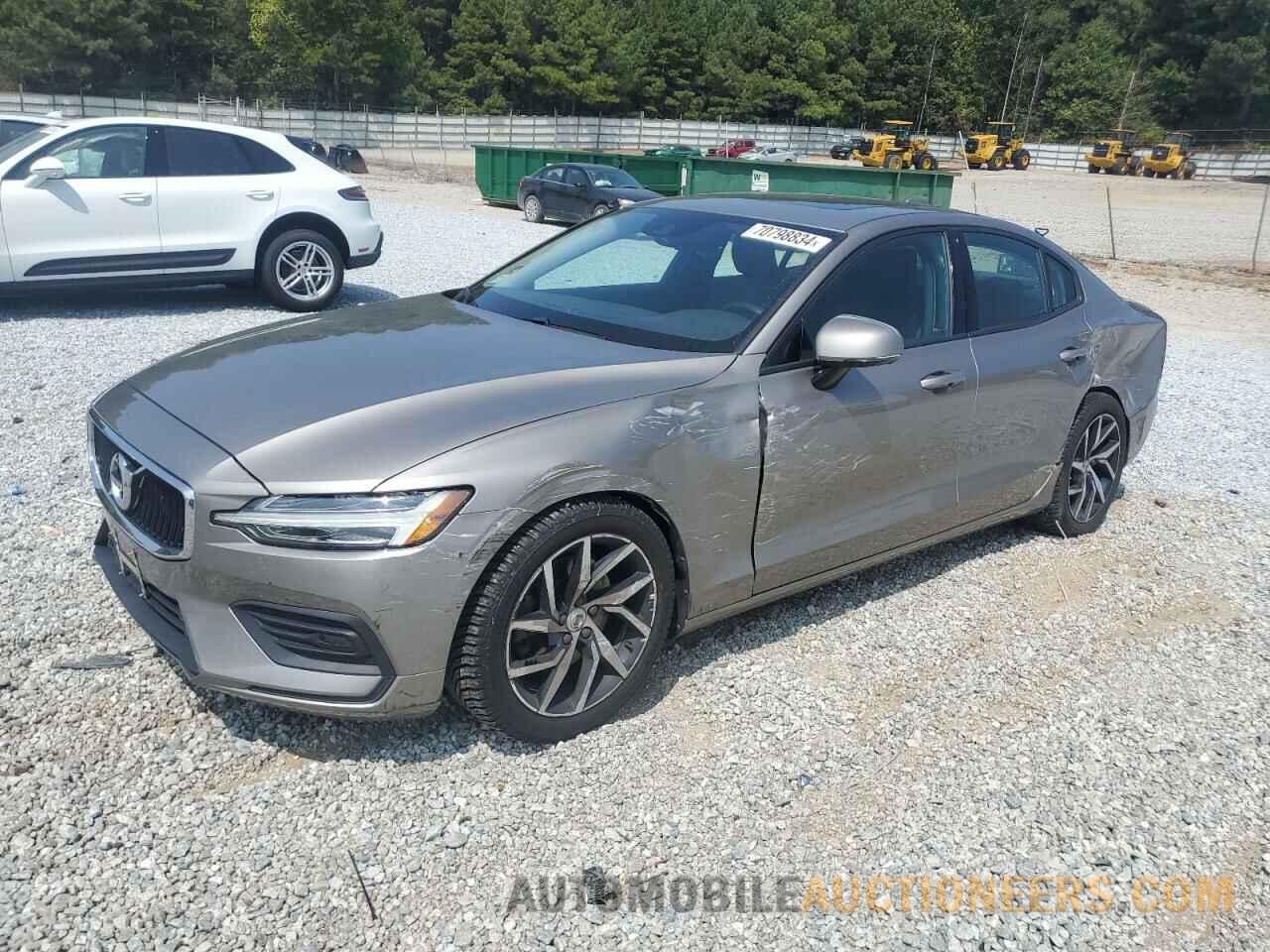 7JR102FK8KG006407 VOLVO S60 2019