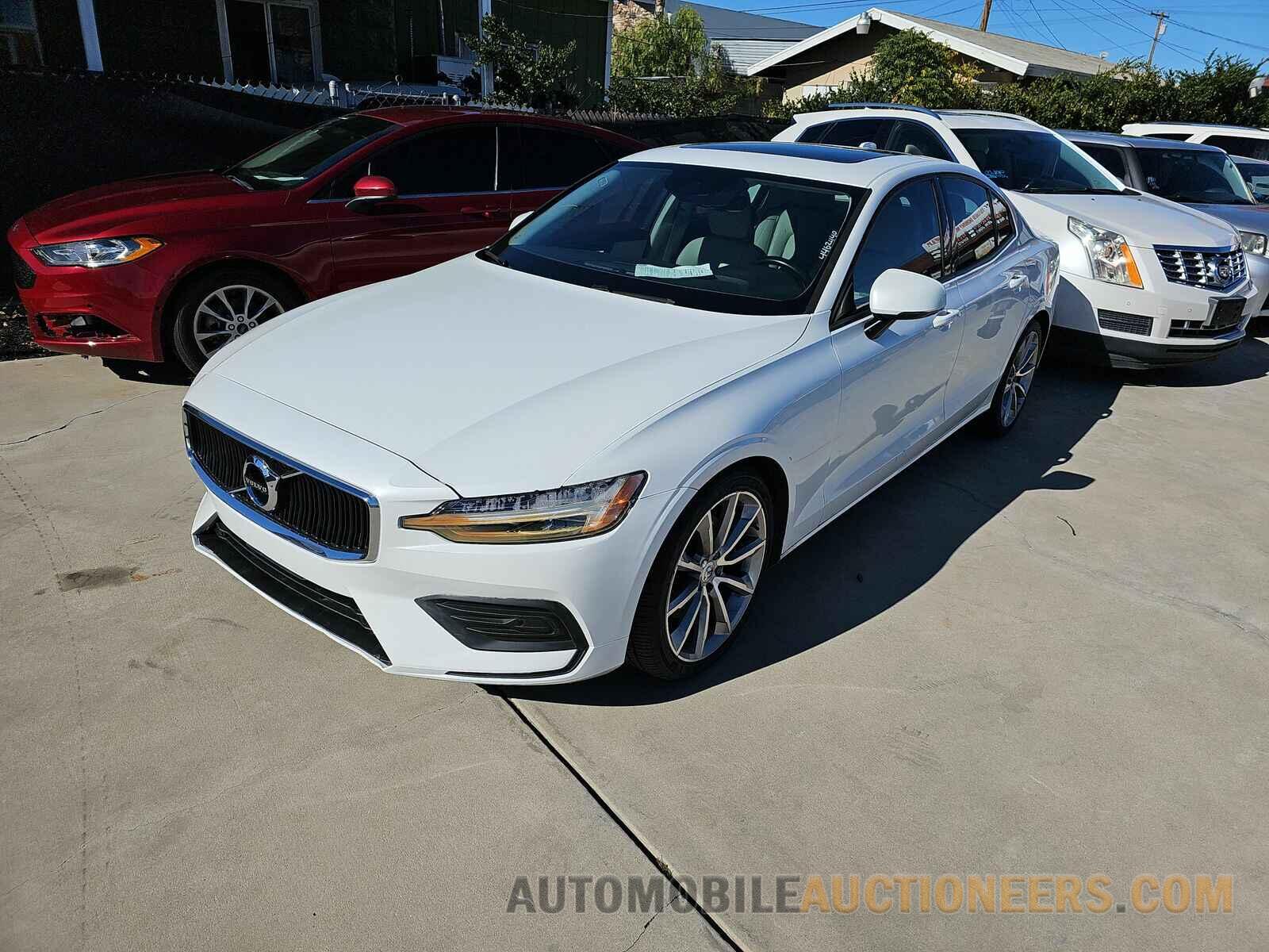 7JR102FK8KG008206 Volvo S60 2019