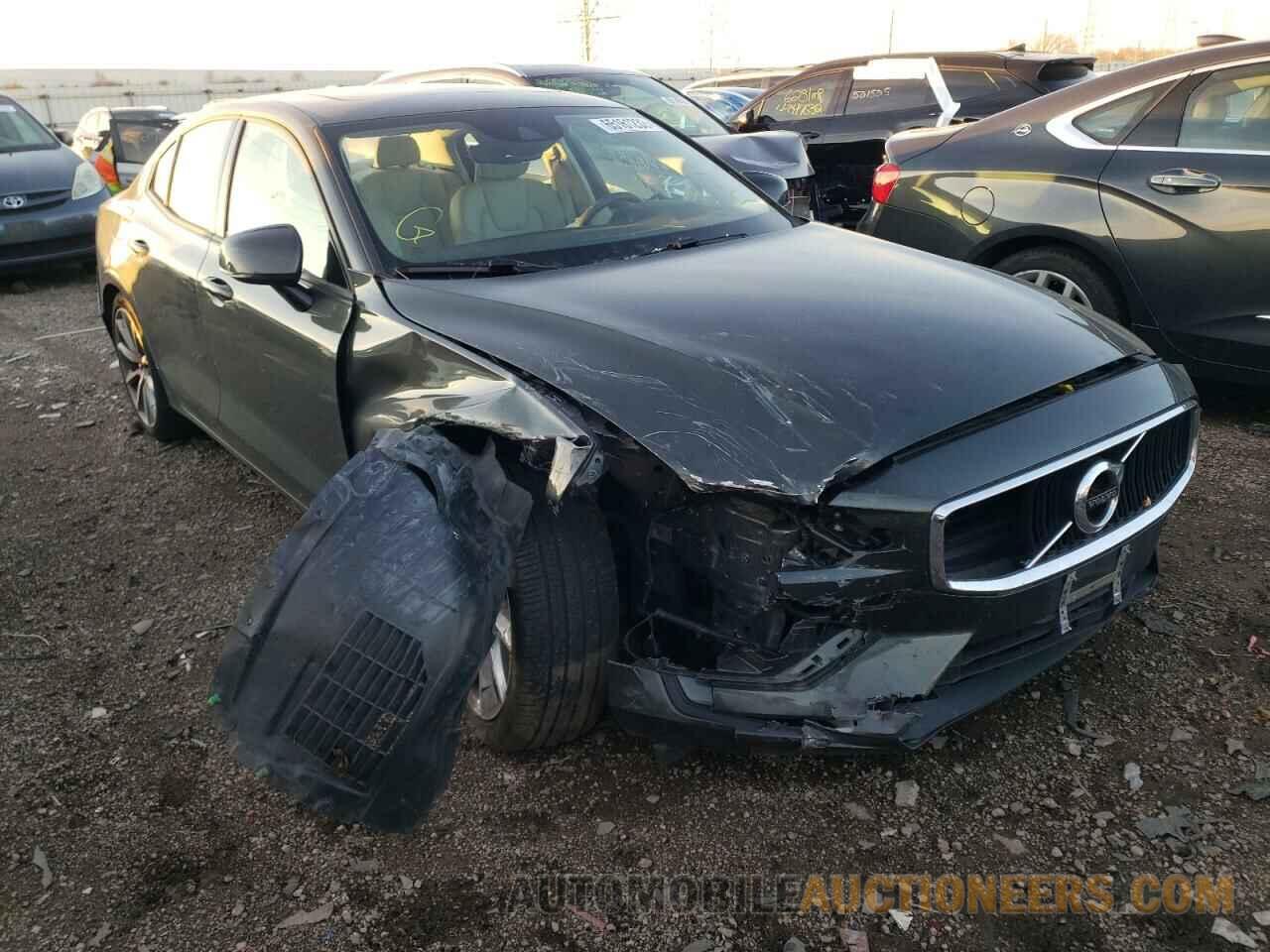 7JR102FK8KG012546 VOLVO S60 2019