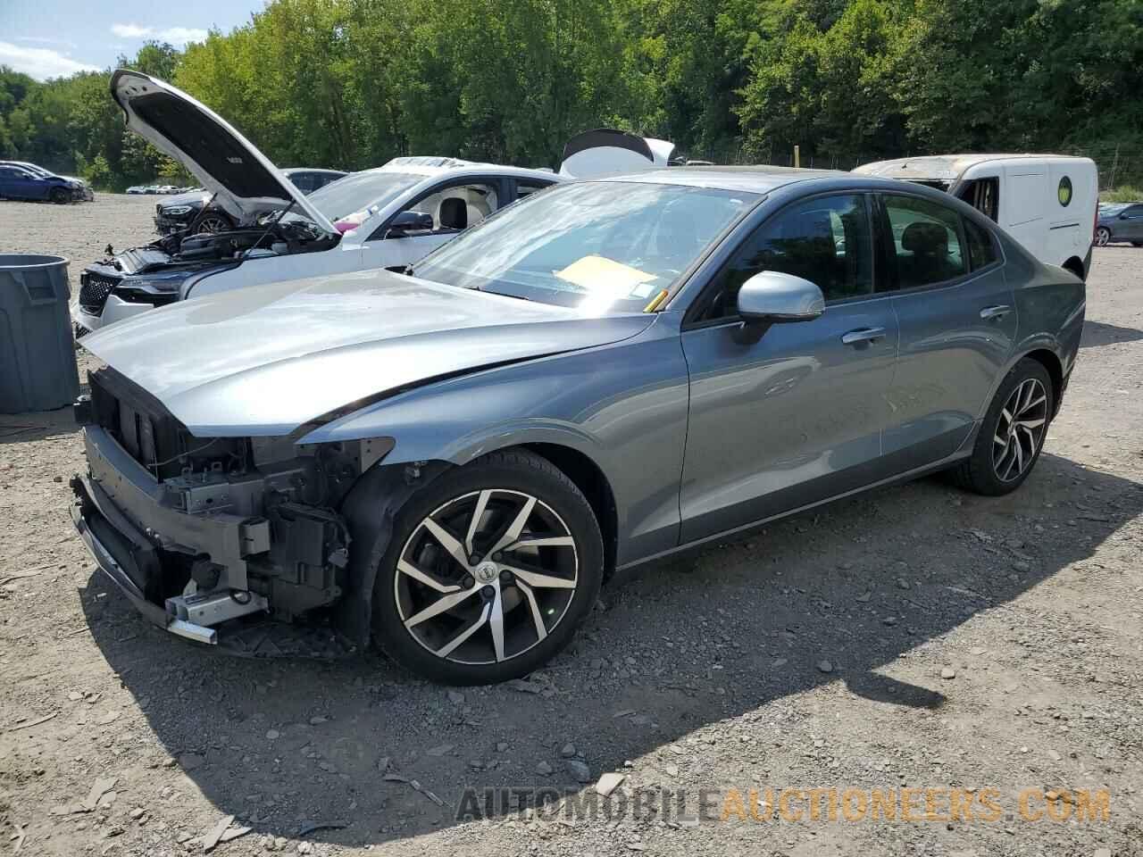 7JR102FK8KG012918 VOLVO S60 2019