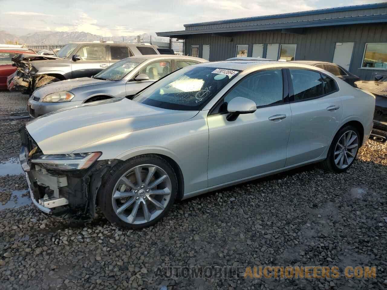 7JR102FK9KG017254 VOLVO S60 2019