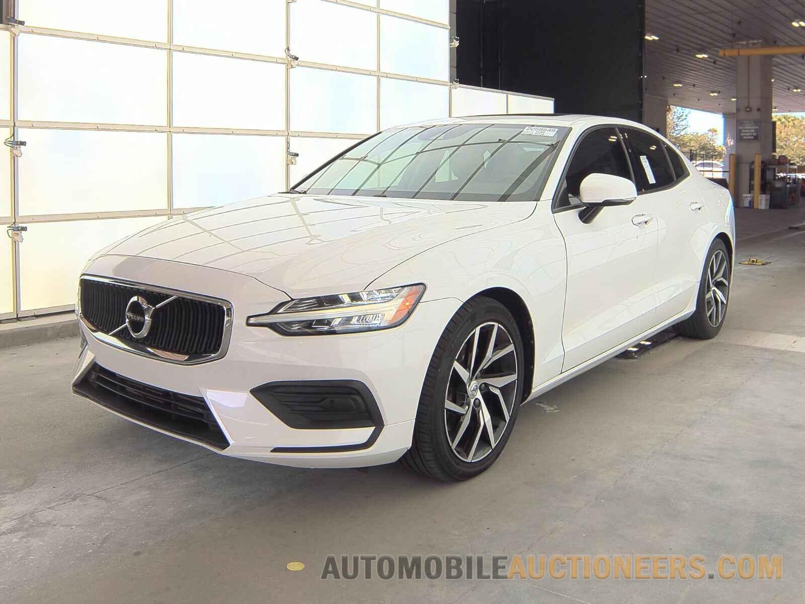 7JR102FKXKG017716 Volvo S60 2019