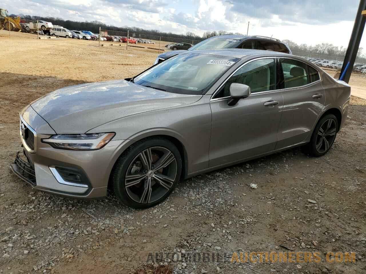 7JR102FL7MG091302 VOLVO S60 2021