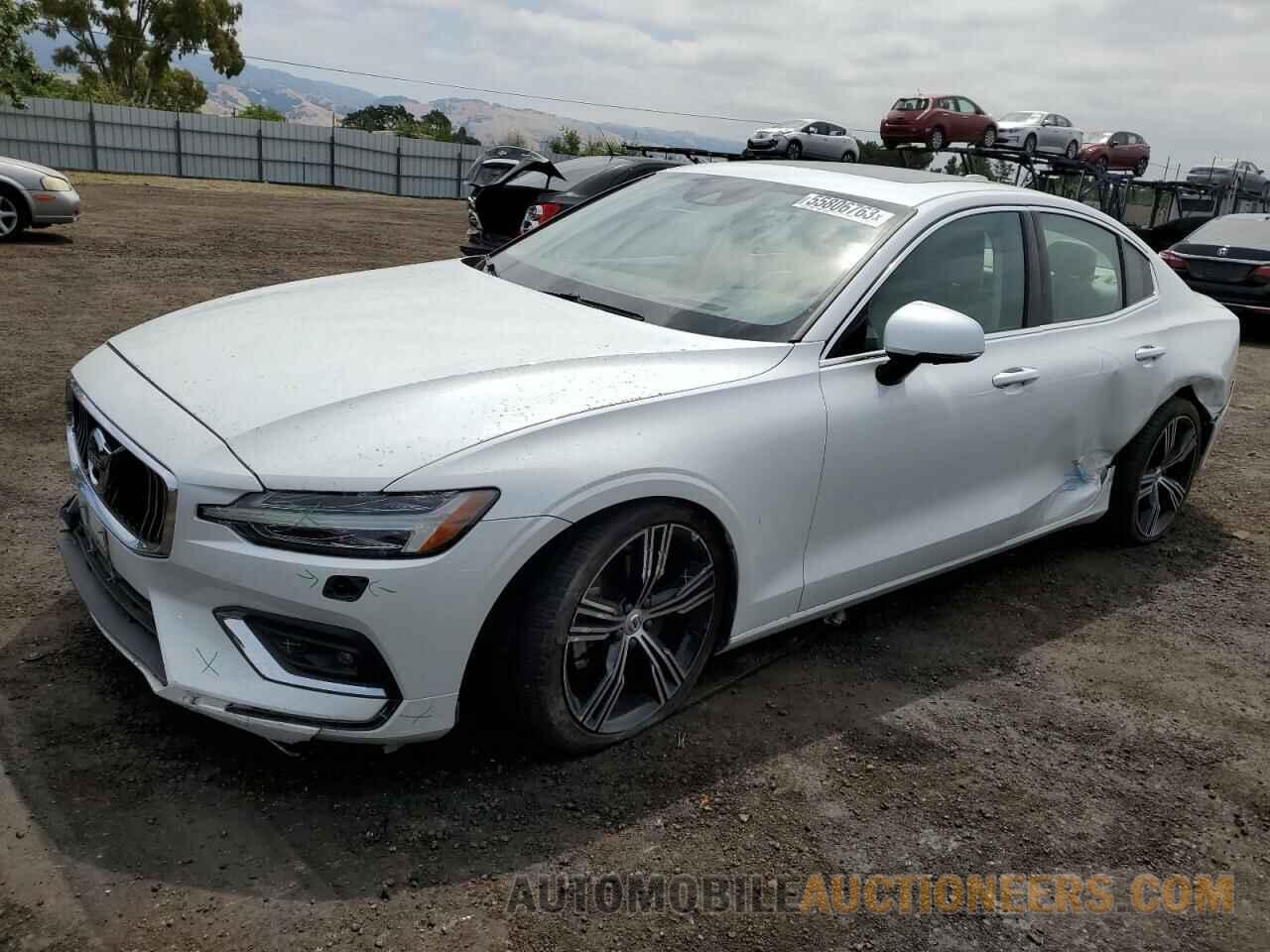 7JR102FL9KG007770 VOLVO S60 2019