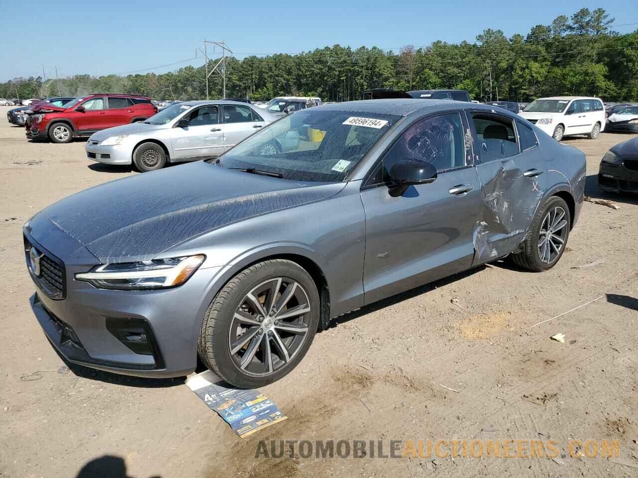 7JR102FZ8MG112999 VOLVO S60 2021