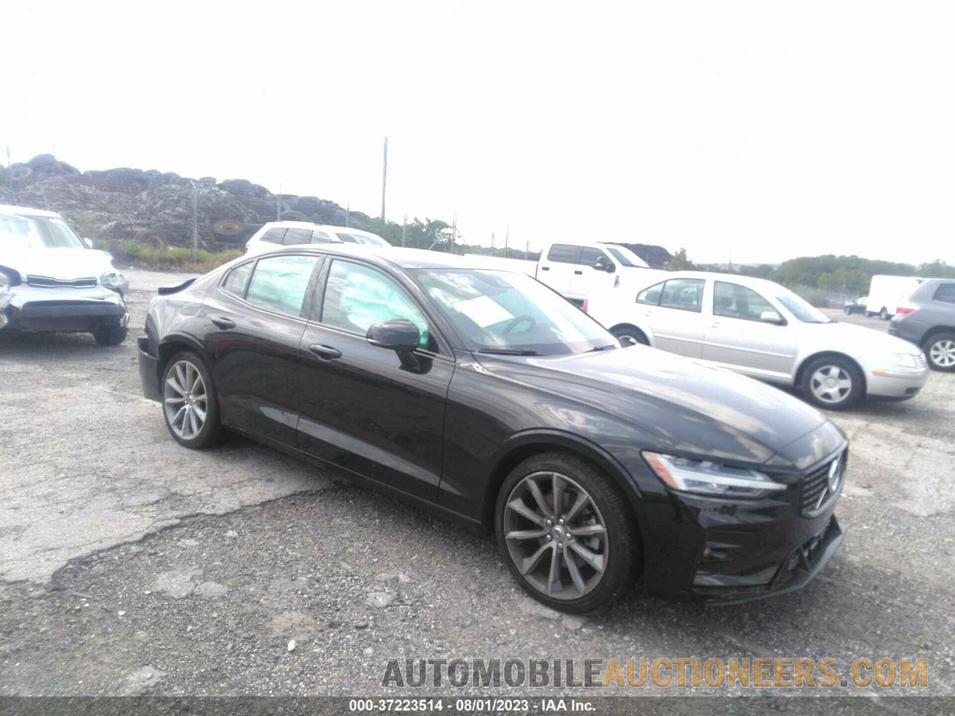 7JR102TZ3MG113448 VOLVO S60 2021