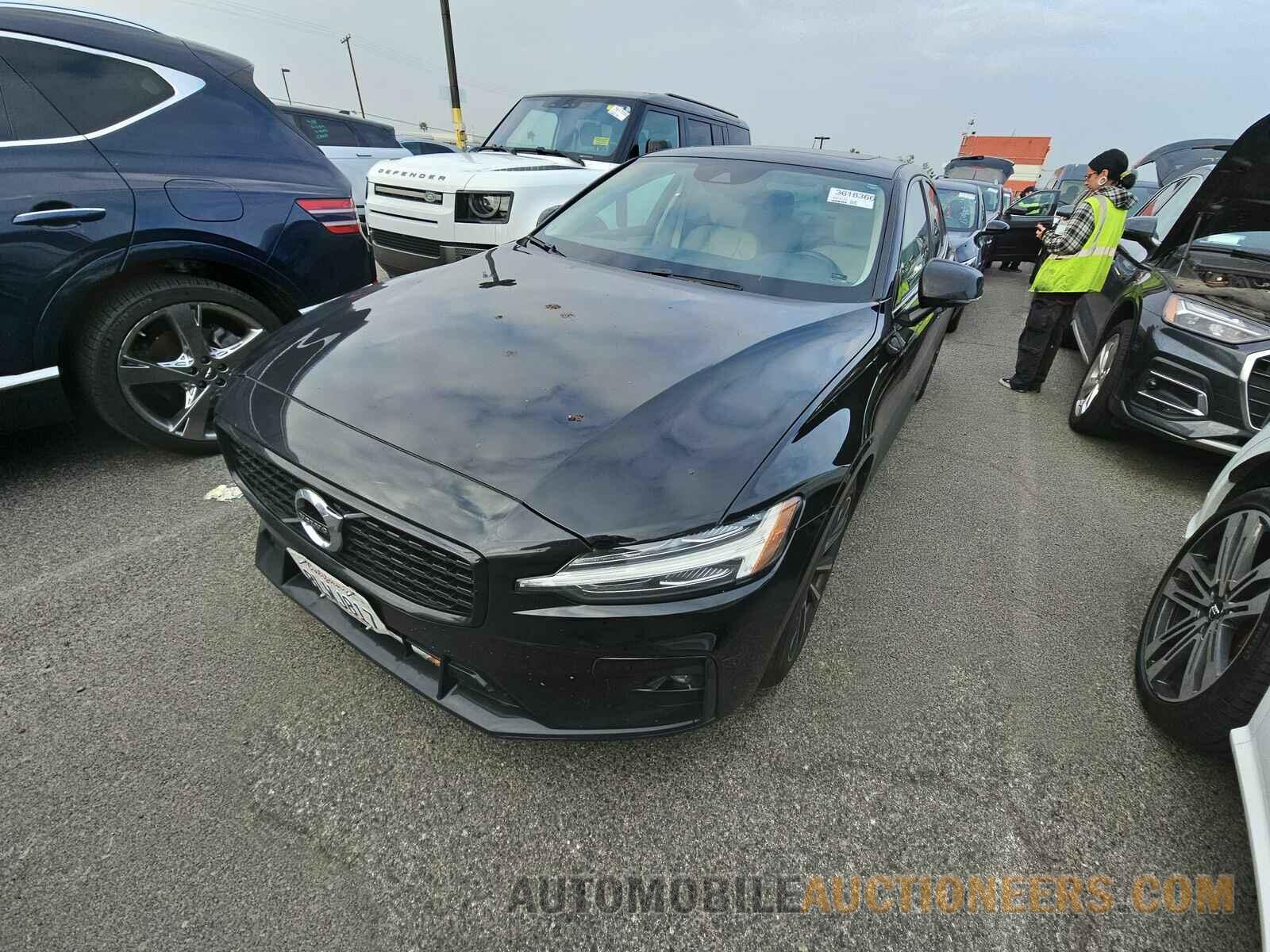 7JR102TZ7MG109564 Volvo S60 2021