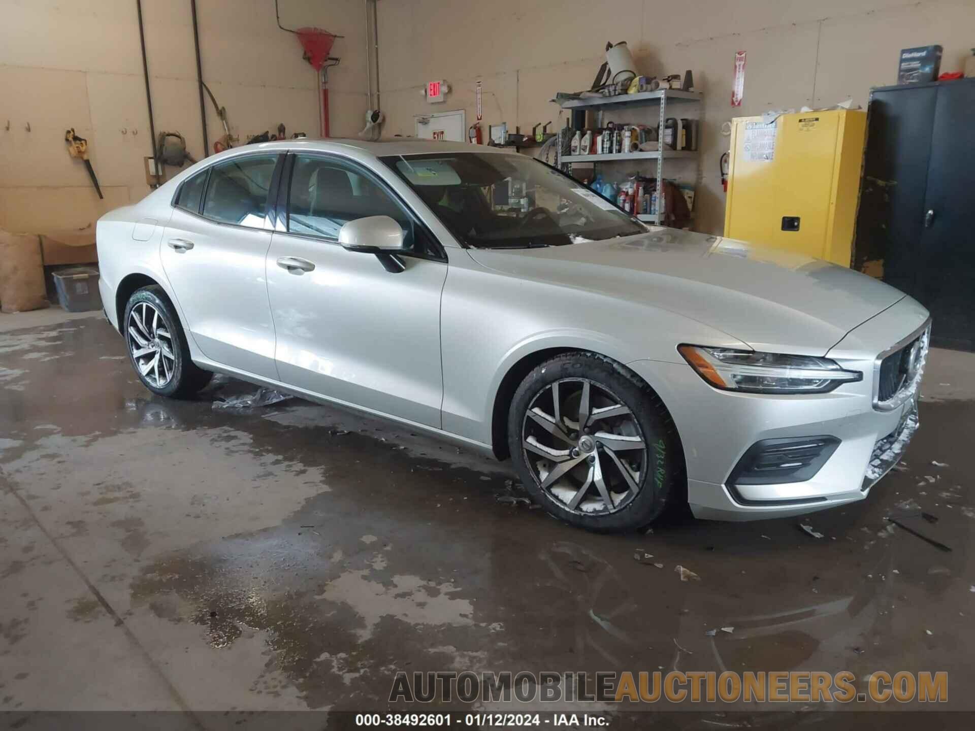 7JRA22TK0KG006707 VOLVO S60 2019