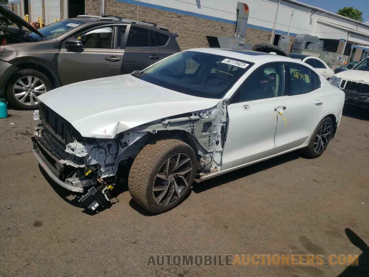 7JRA22TK2KG008751 VOLVO S60 2019