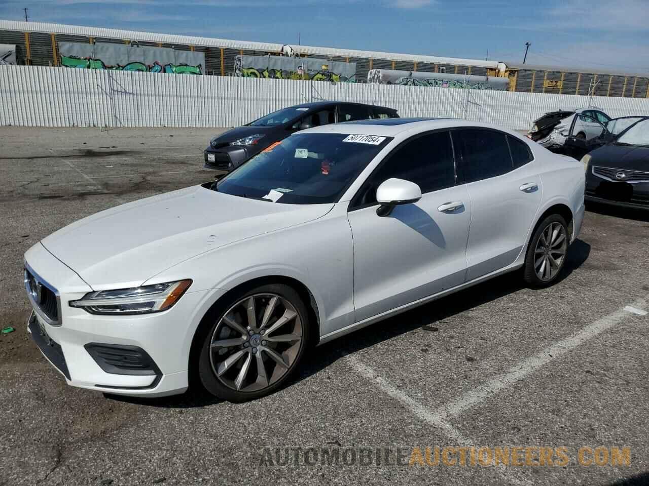 7JRA22TK3KG013375 VOLVO S60 2019