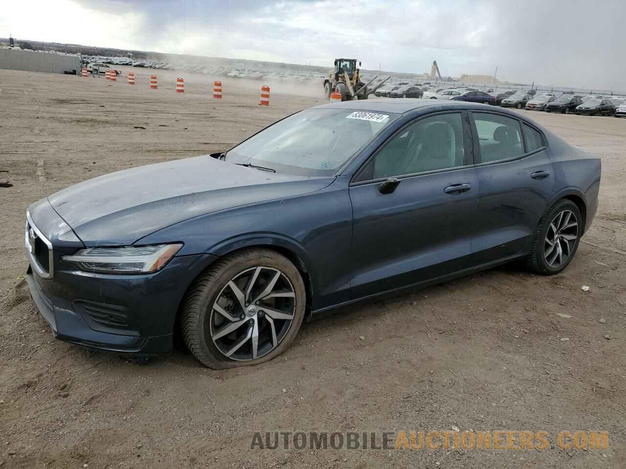 7JRA22TK4KG004975 VOLVO S60 2019